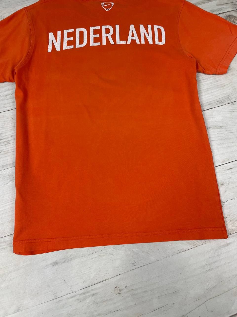 Nike Vintage Nike Nederland KNVB T-Shirt Center Swoosh 00s Soccer Size US M / EU 48-50 / 2 - 14 Thumbnail