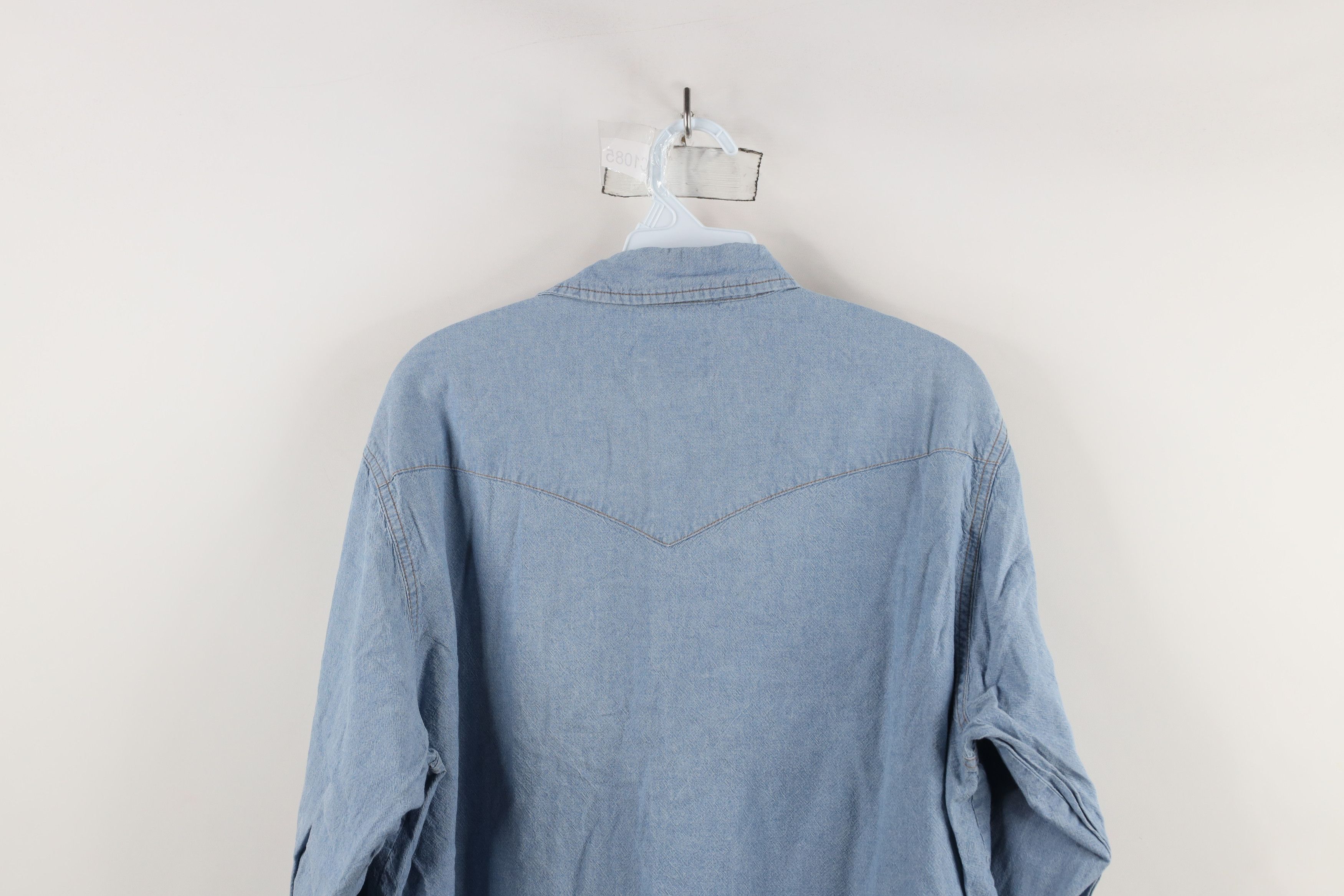 Vintage × Wrangler Vintage 90s Wrangler Western Rodeo Cowboy Denim Button Shirt Size US L / EU 52-54 / 3 - 11 Thumbnail