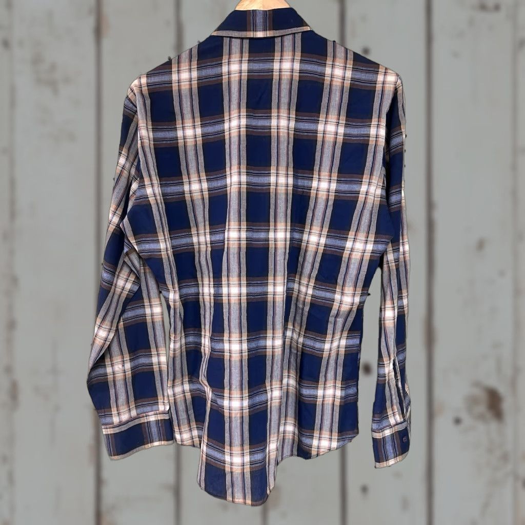 Wrangler VINTAGE Wrangler Plaid Button Up Collar Cowboy Rodeo Size M Blue Brown Shirt Mens 90s Theme Cowboy Size US M / EU 48-50 / 2 - 1 Thumbnail