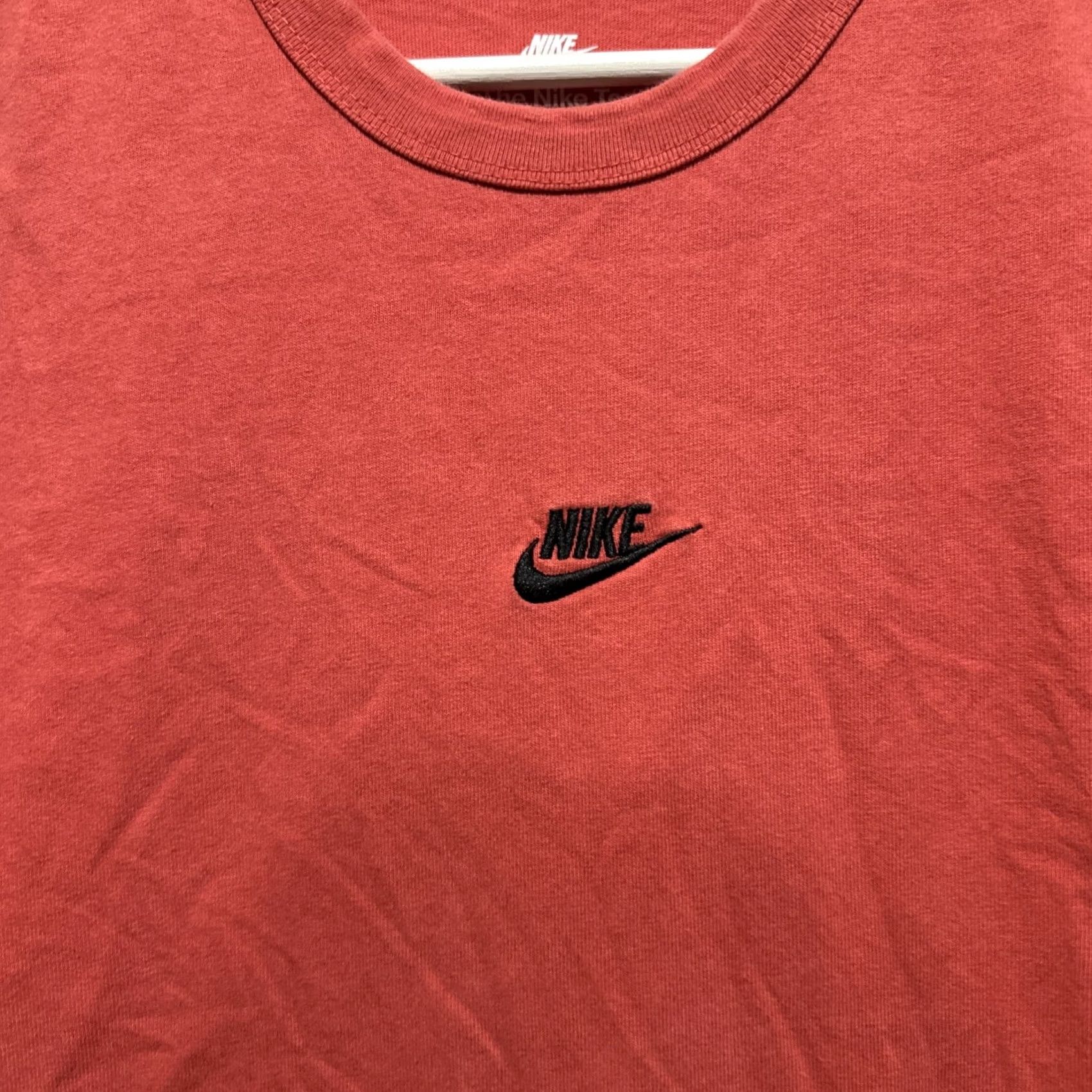Nike Nike Sportswear Premium Essential T-Shirt Men S Red Logo Shirt Size US S / EU 44-46 / 1 - 6 Thumbnail