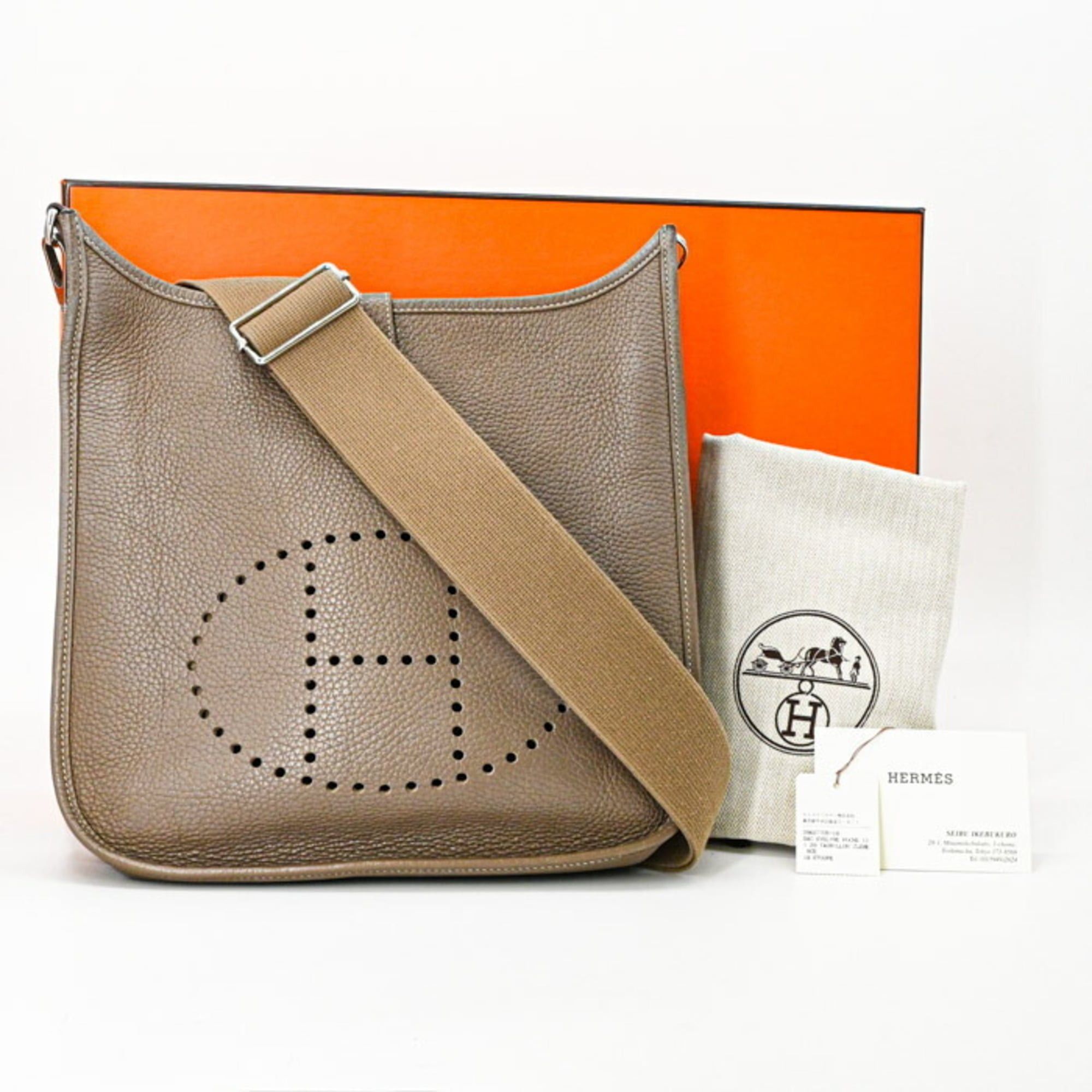 Hermes HERMES Evelyne 3 29 TPM Shoulder Bag, Leather, Taurillon Clemence, Etoupe #T Size ONE SIZE - 1 Thumbnail