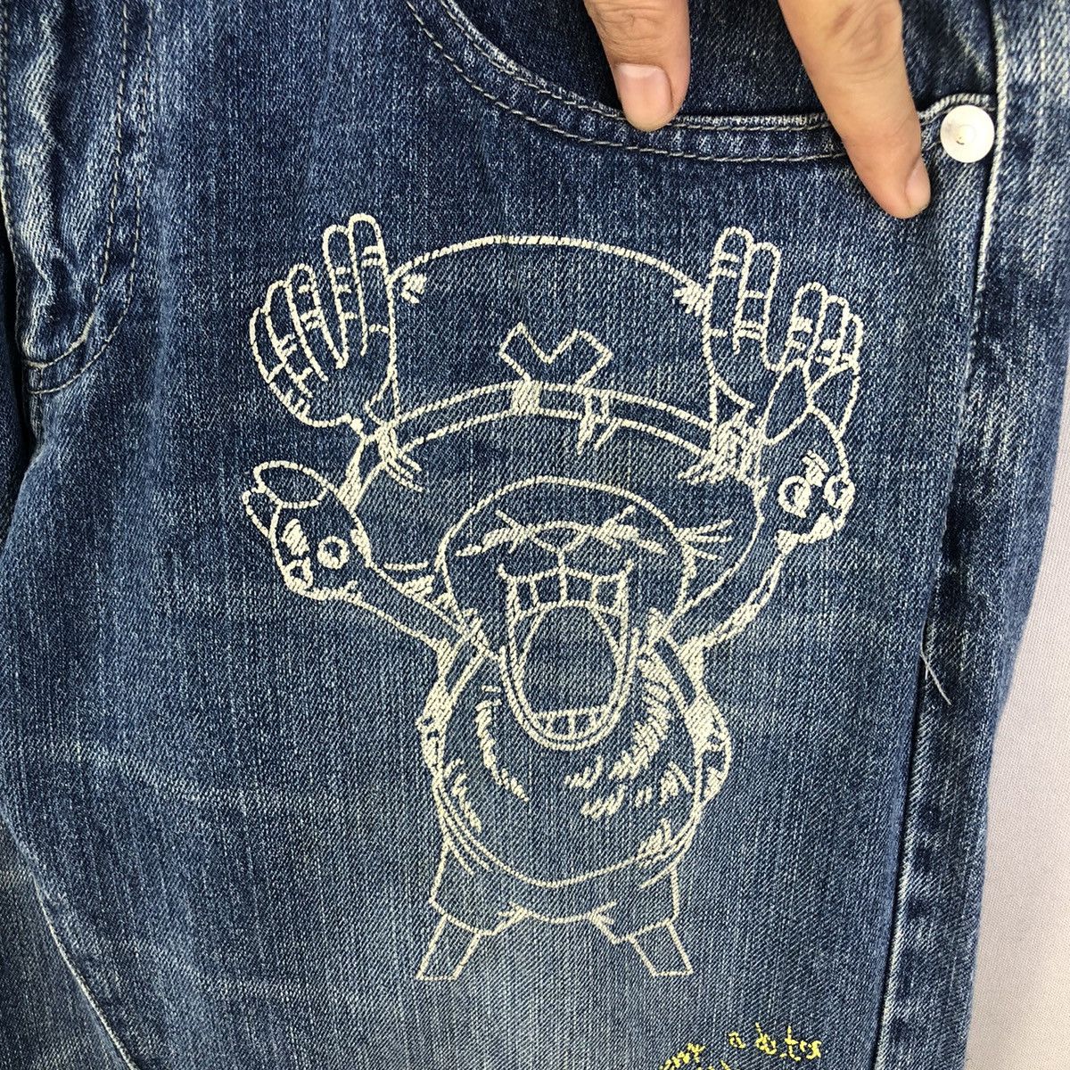 Anime Vintage 00s Anime One Piece “Chopper” Graphic Blue Denim Size US 30 / EU 46 - 10 Thumbnail