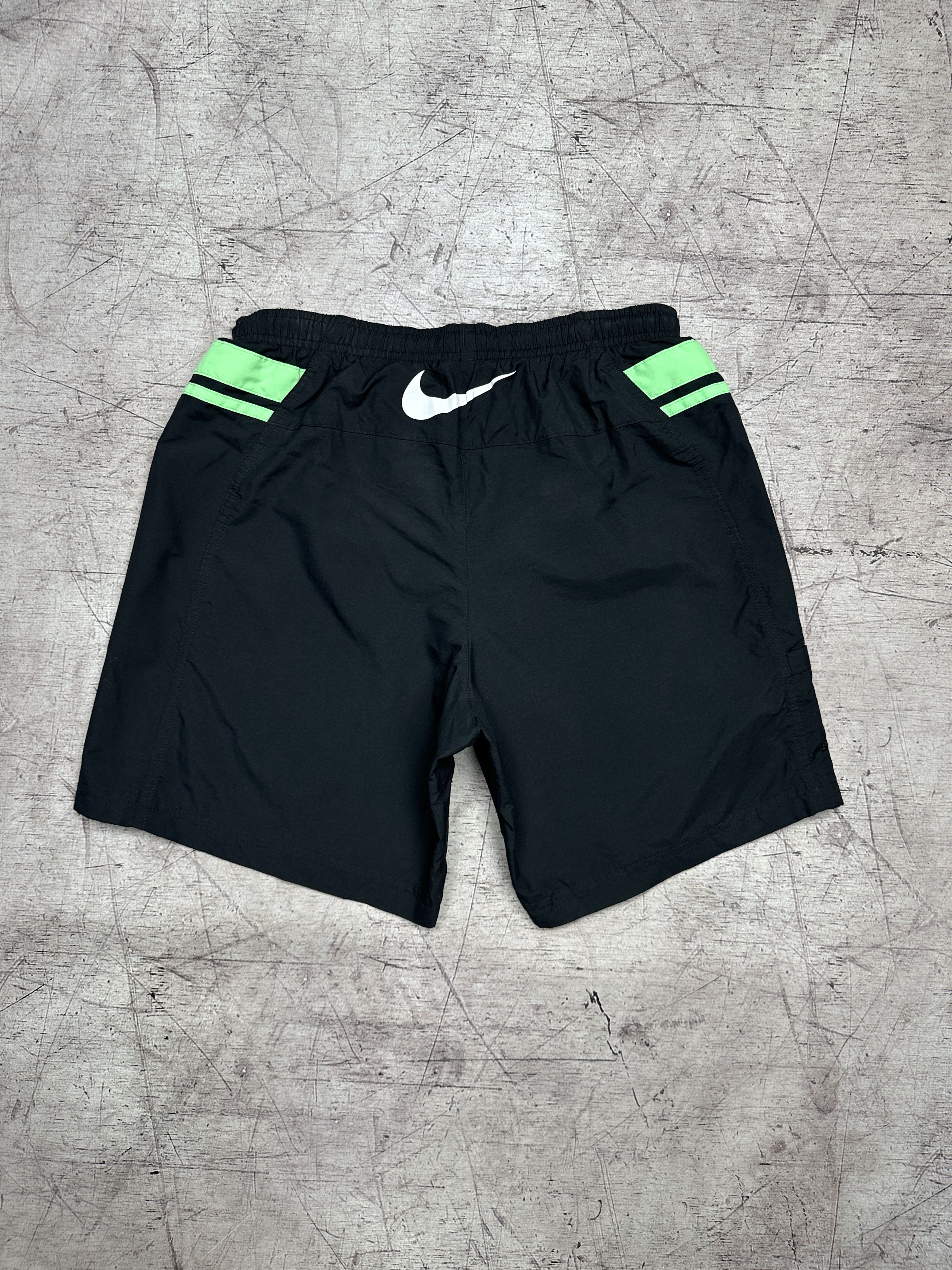 Nike Nike Mens Nylon Shorts Size US 30 / EU 46 - 8 Thumbnail