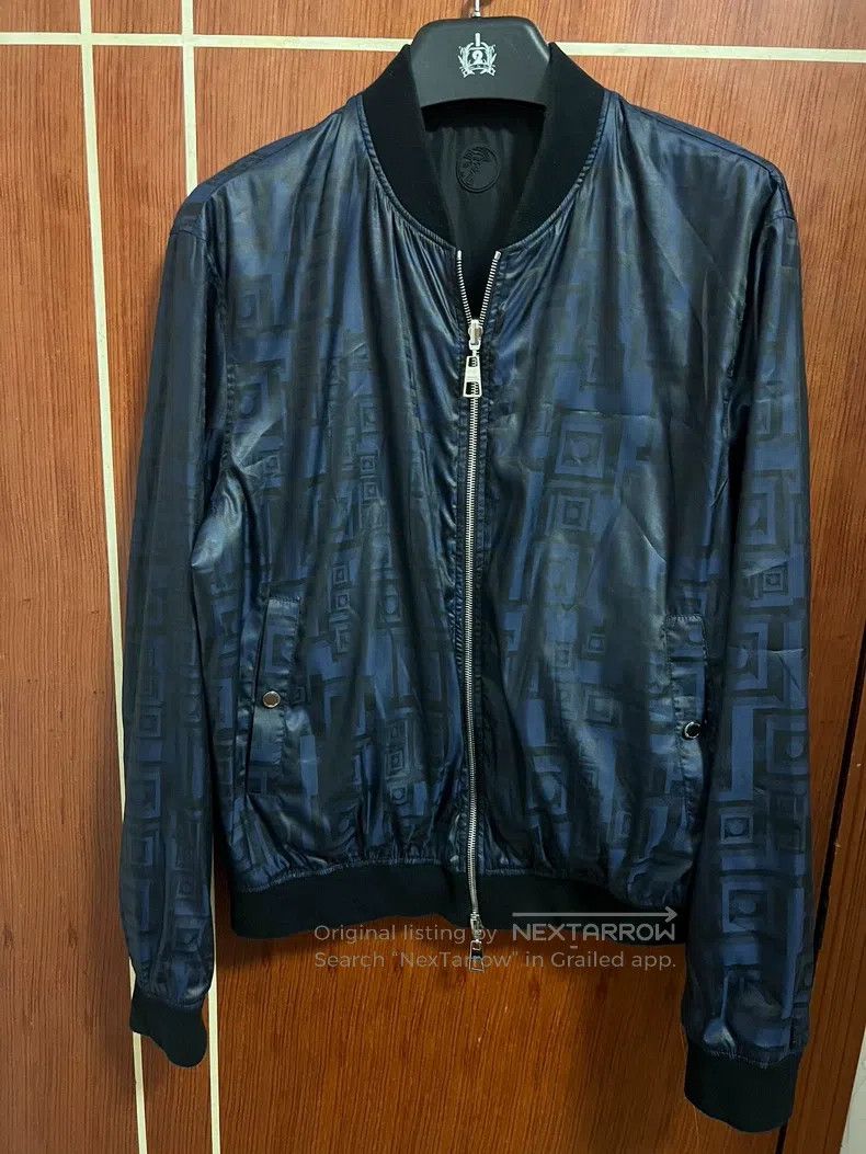 Versace Versace The front and back sides are full of printed jacke Size US L / EU 52-54 / 3 - 5 Thumbnail