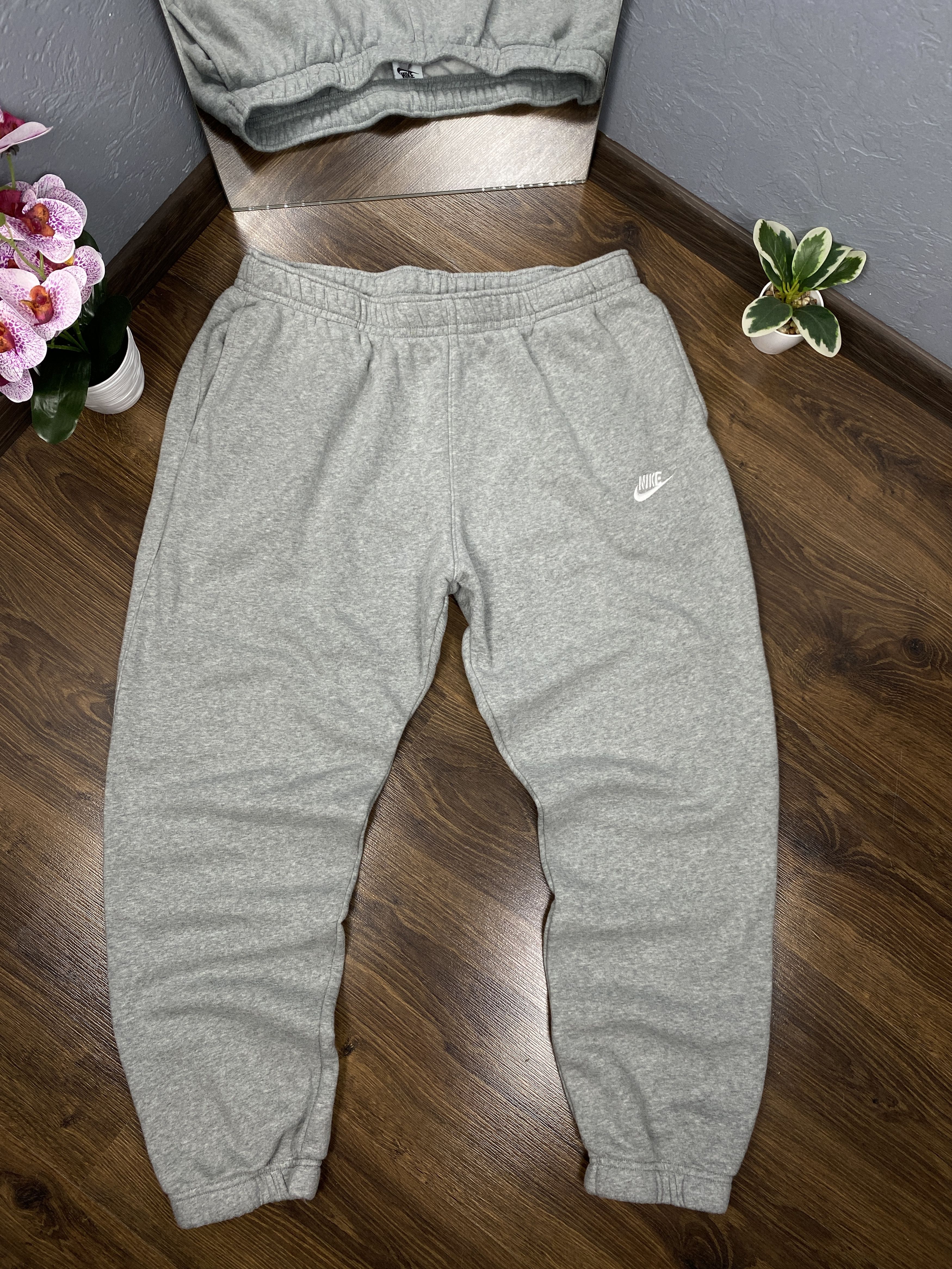Nike Nike Vintage Mens Sweatpants Baggy Track Pants y2k Size US 38 / EU 54 - 1 Thumbnail