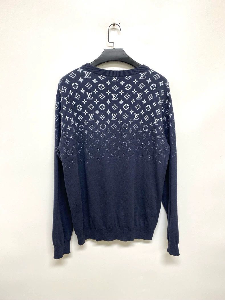 Louis Vuitton Louis Vuitton Gradient Full Print Knit Sweatshirt Size US XXL / EU 58 / 5 - 8 Thumbnail