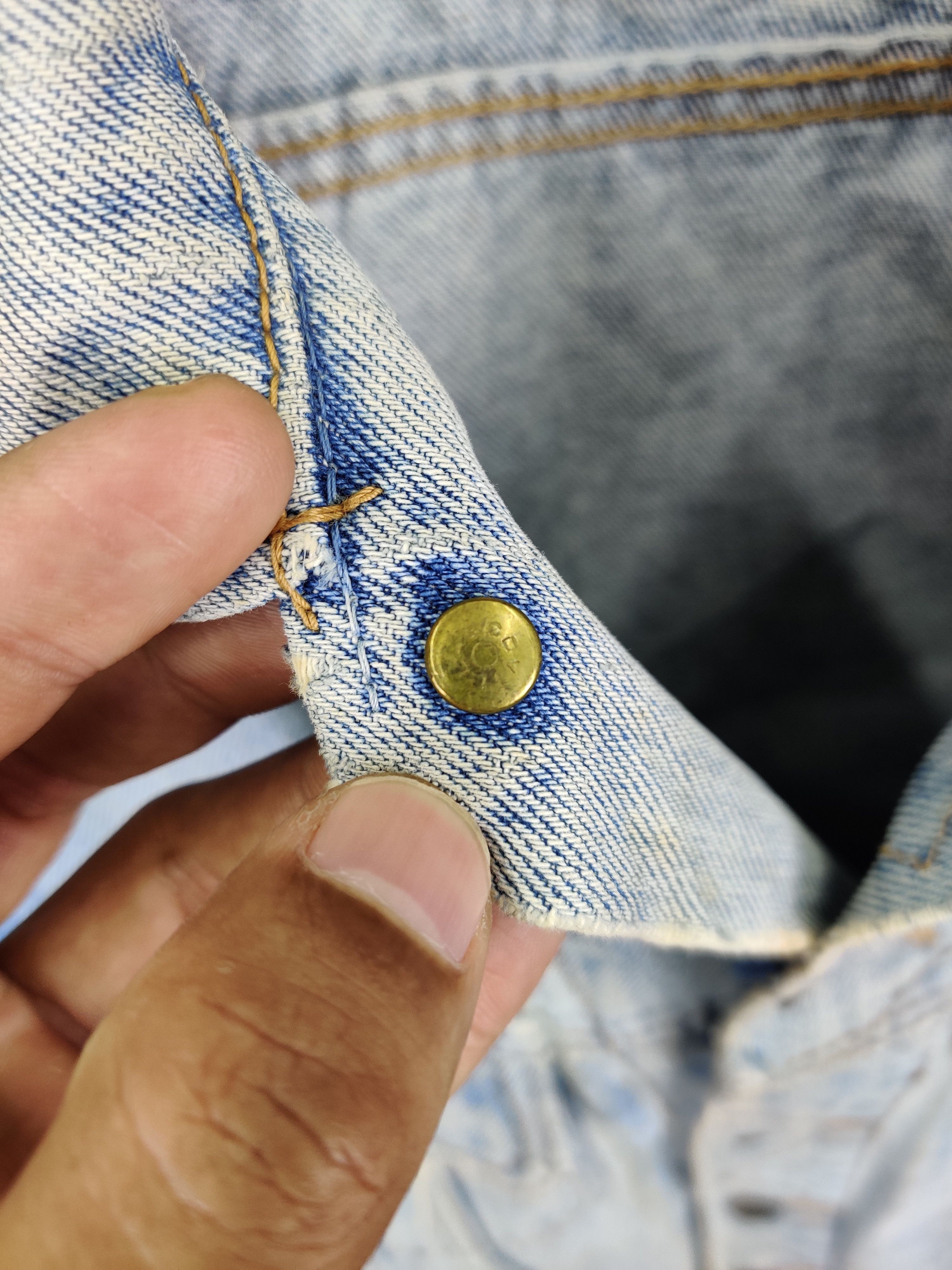 Japanese Brand Vintage G.L Heart Distressed Trucker Denim Jacket Size US M / EU 48-50 / 2 - 9 Thumbnail