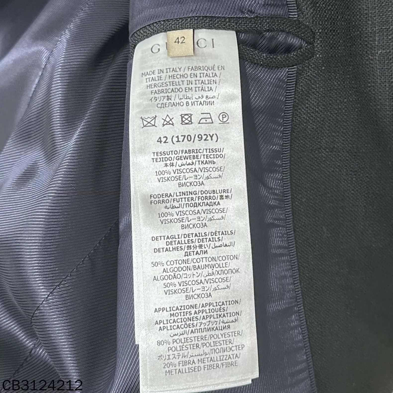 Gucci GUCCI new cuff logo gold buttons blazer 42 Size M / US 6-8 / IT 42-44 - 5 Thumbnail
