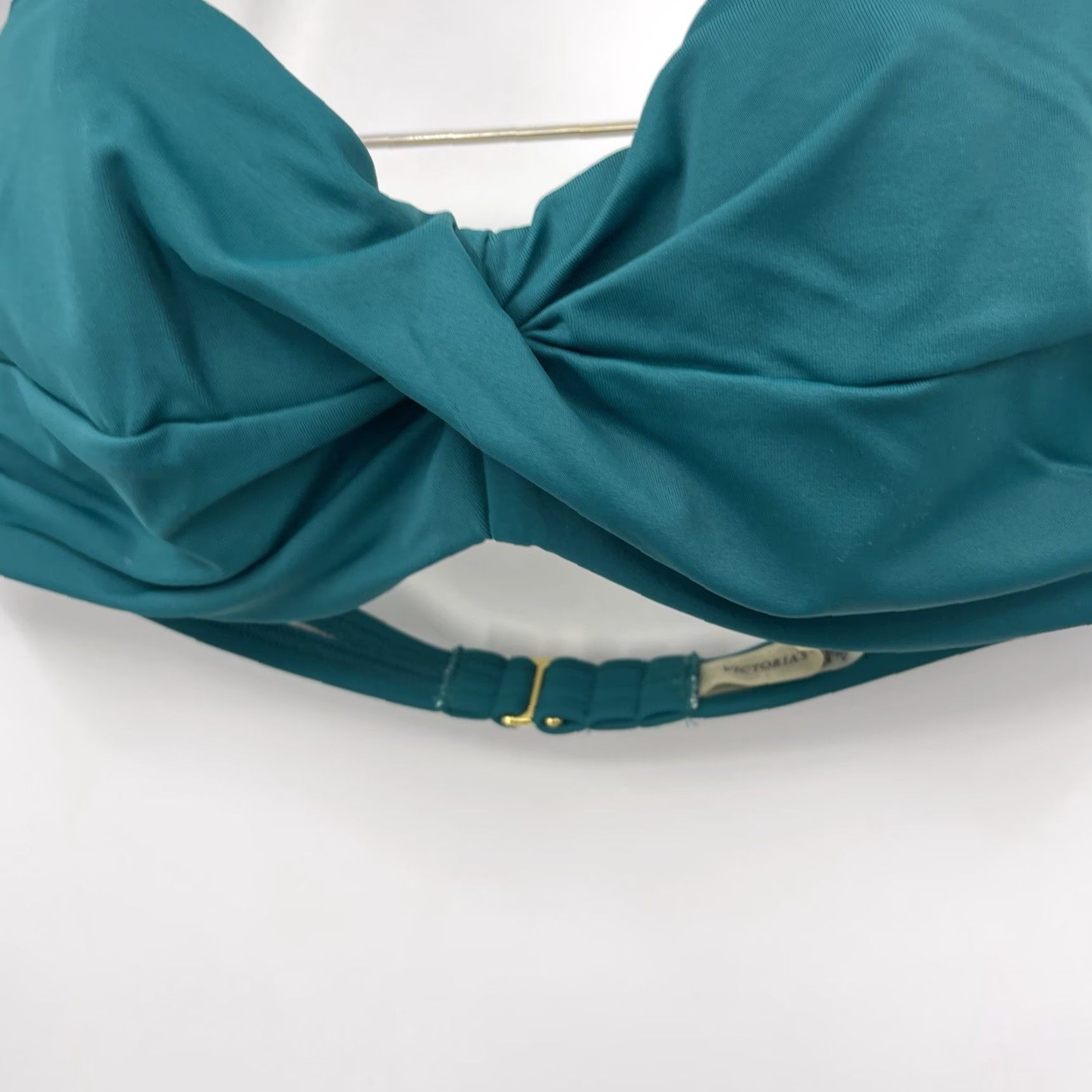 Victoria's Secret Victoria's Secret Bikini Top Womens Medium Green Halter Swimwear Leopard A Cup Size M / US 6-8 / IT 42-44 - 5 Thumbnail