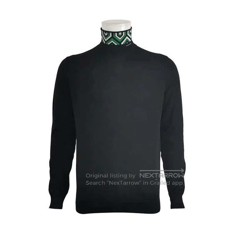 Prada Prada Black Wool Logo Knit Pullover for Men. Size US L / EU 52-54 / 3 - 1 Thumbnail