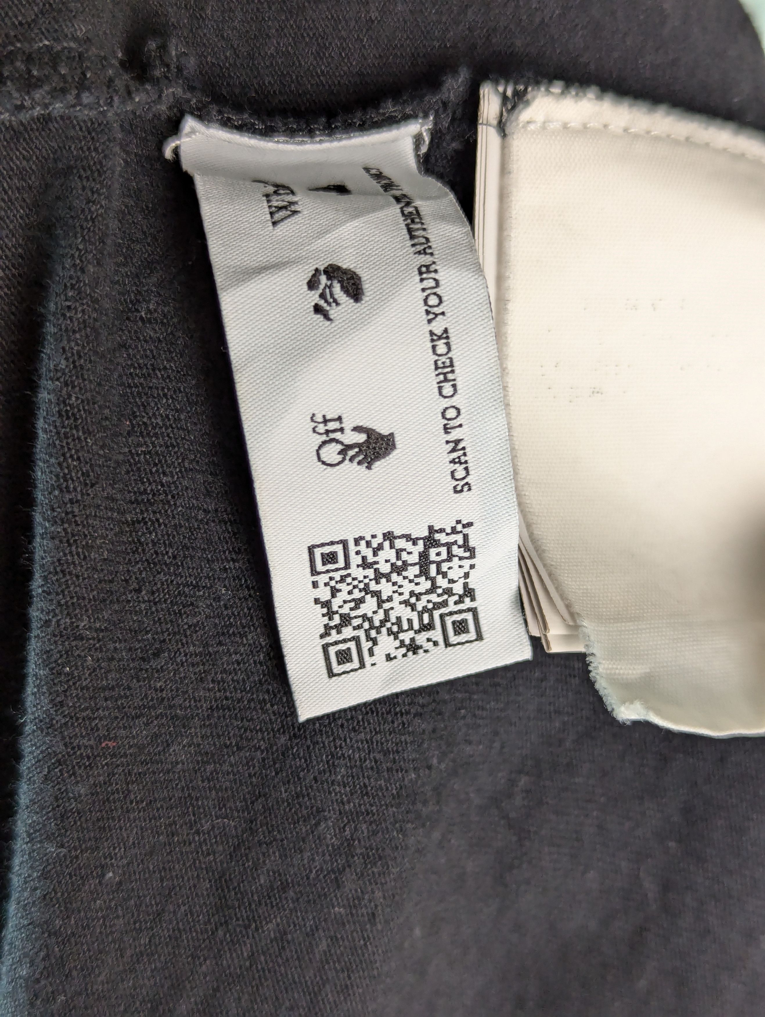 Off-White Off White Caravaggio T Black Xs Oversized Size US S / EU 44-46 / 1 - 9 Thumbnail