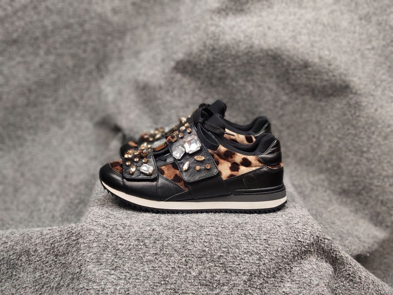 Dolce & Gabbana Dolce & Gabbana Leopard pattern stones velutto Sneakers Size US 9.5 / IT 39.5 - 5 Thumbnail