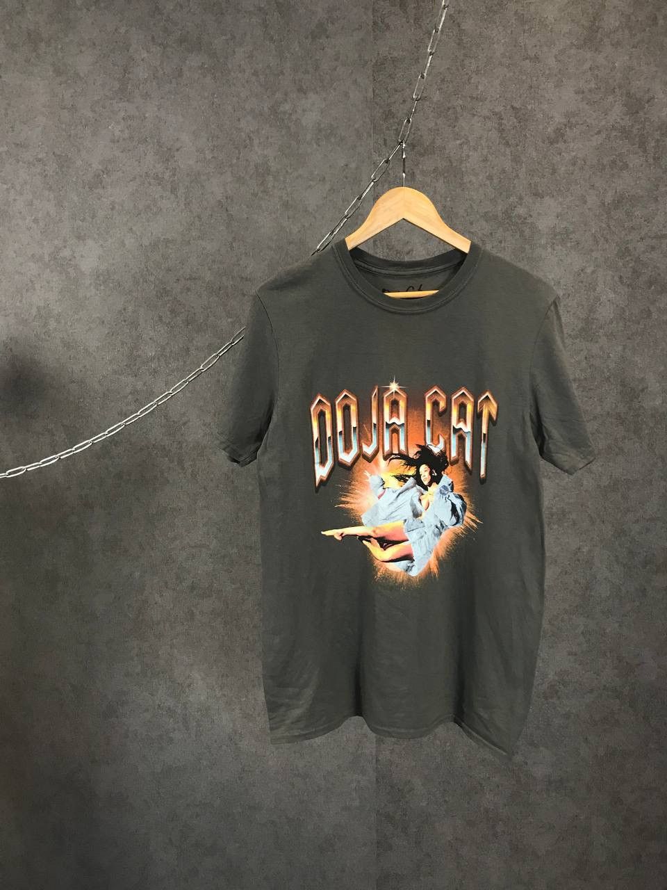 Band Tees Doja Cat pop music band tee Size US M / EU 48-50 / 2 - 1 Thumbnail