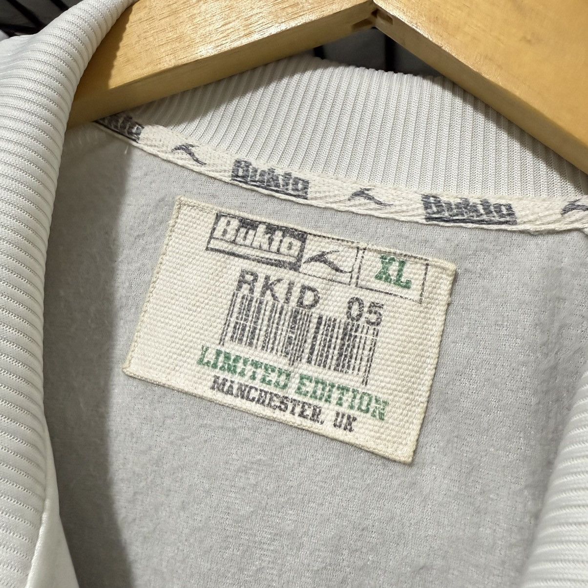 Band Tees Vintage oasis bukta limited edition track top Size US XL / EU 56 / 4 - 7 Thumbnail