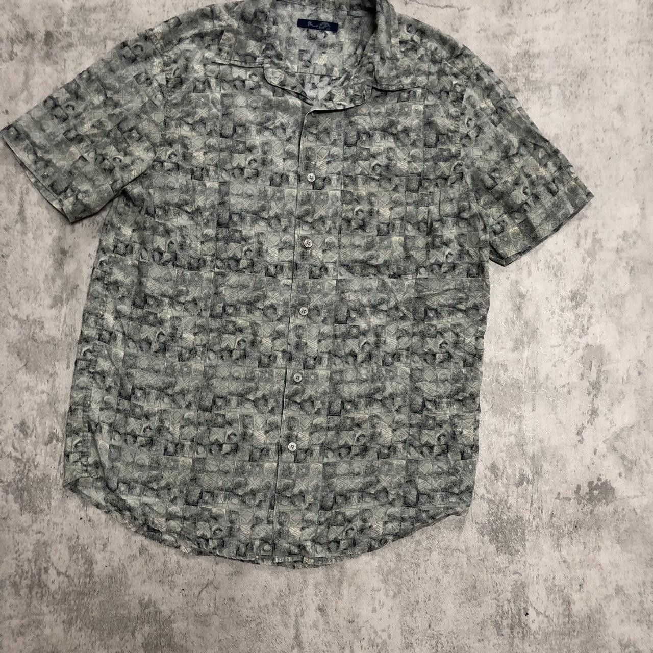 Other Grey and white button up shirt #mensfashion Size US M / EU 48-50 / 2 - 1 Thumbnail