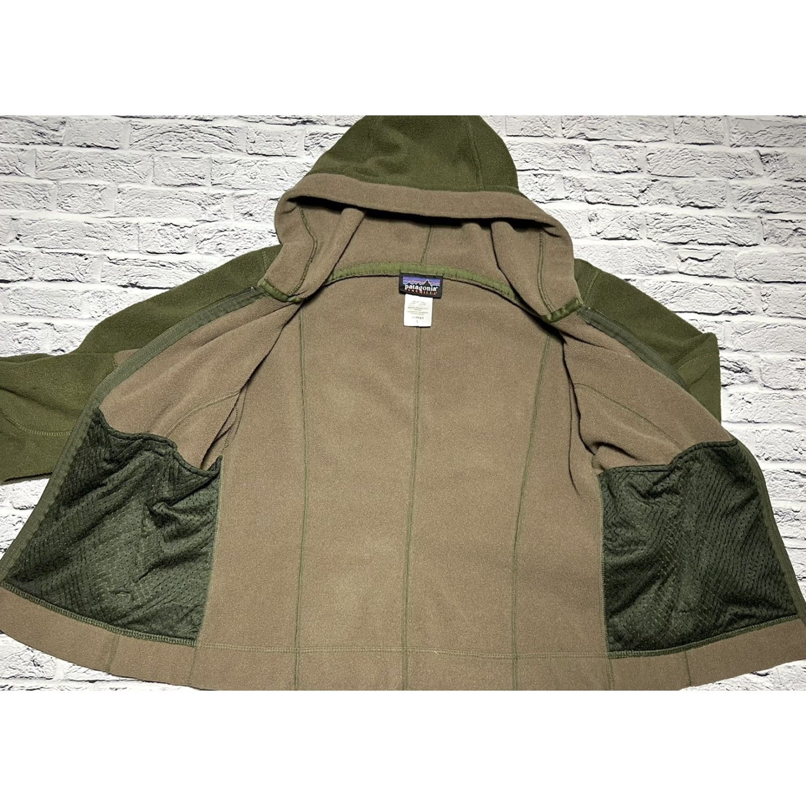 Patagonia Patagonia Women's Synchilla Windproof Artic Hoodie Fleece Full Zip S Green Jacket Womens Size S / US 4 / IT 40 - 2 Thumbnail