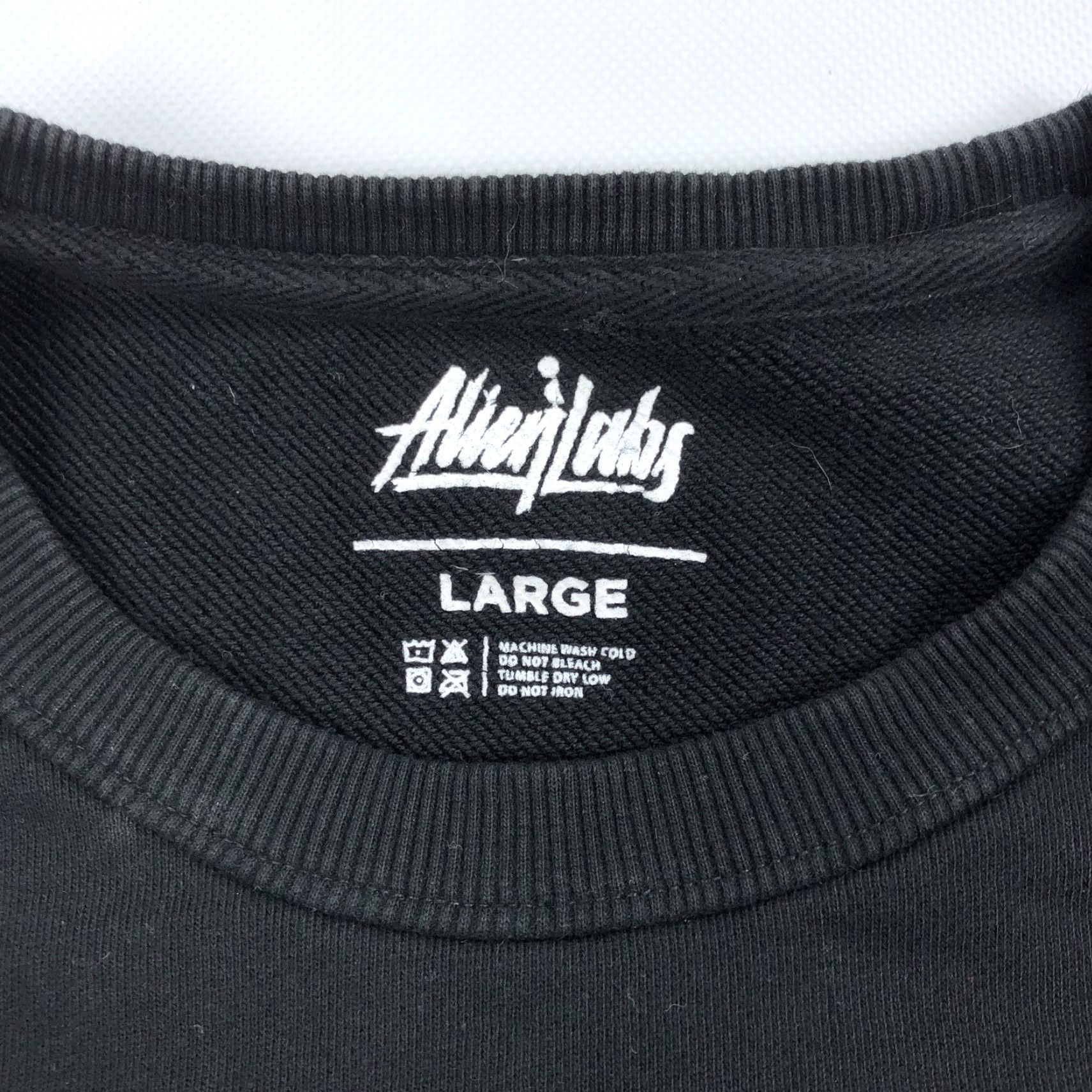 Logo 7 Alien Labs Sweatshirt Crewneck Large Black Flocked Logo Graphic Print Mens Pullover Size US L / EU 52-54 / 3 - 4 Thumbnail