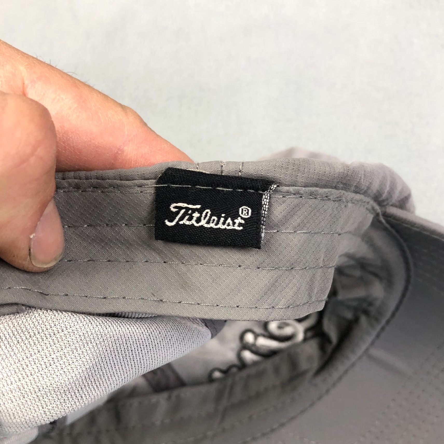 Titleist Titleist Hat Strap Back Gray Pro V1 FootJoy Embroidered Golf Mens Adjustable Cap Size ONE SIZE - 7 Thumbnail