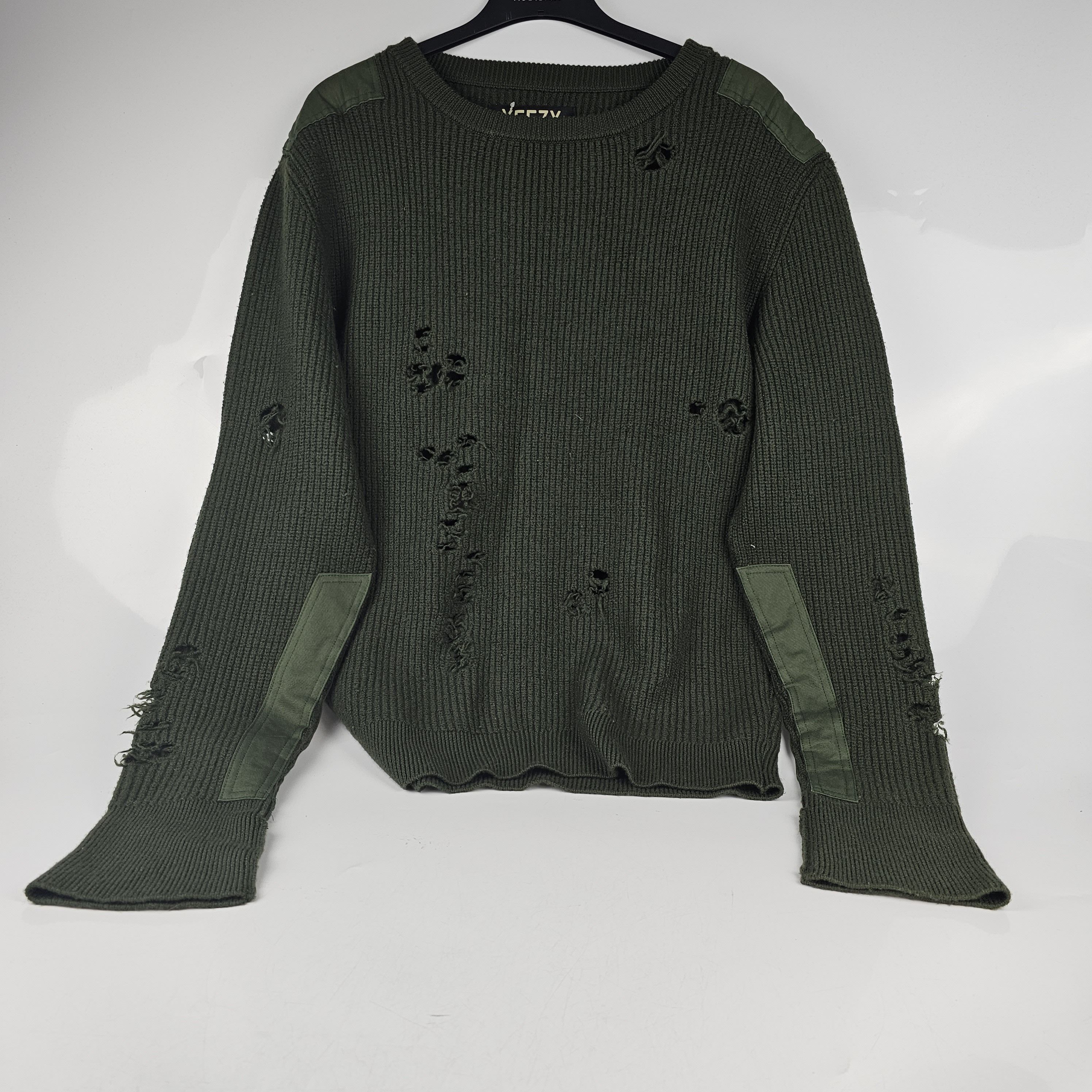 楽天ランキング1位】 トップス yeezy Sweater Knit CROPPED back laid ...