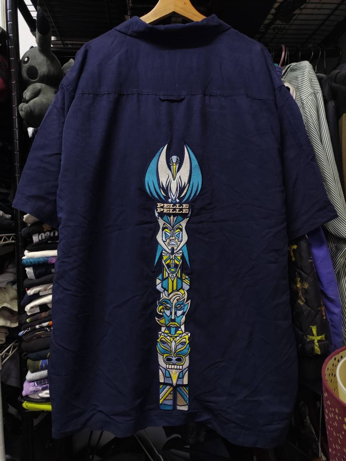 Marc Buchanan Vtg 00's Pelle Pelle " Totem Pole " Embroidery Shirts Size US XL / EU 56 / 4 - 1 Thumbnail