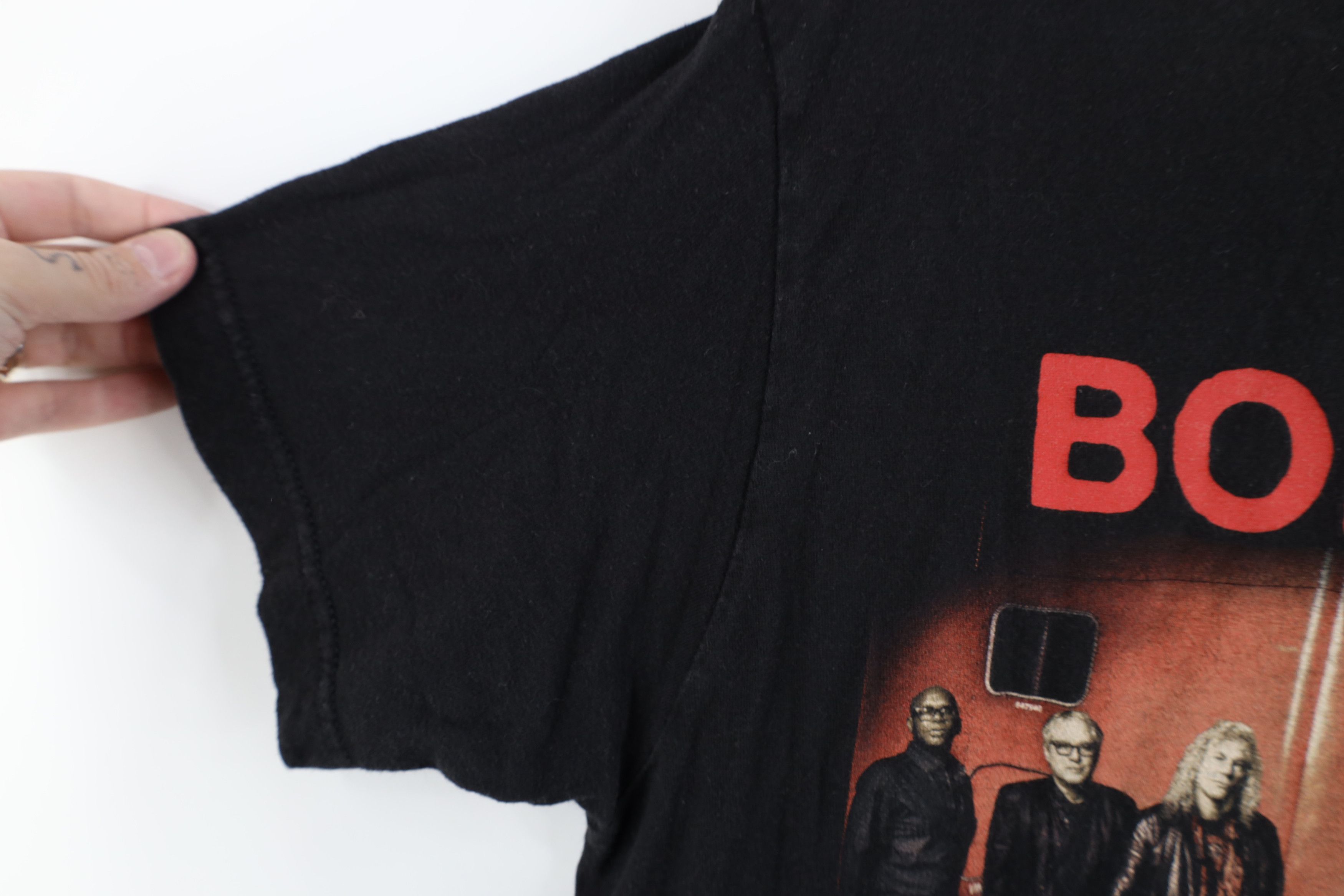Vintage Y2K House Is Not For Sale Tour Bon Jovi Band T-Shirt Black Size US M / EU 48-50 / 2 - 7 Thumbnail