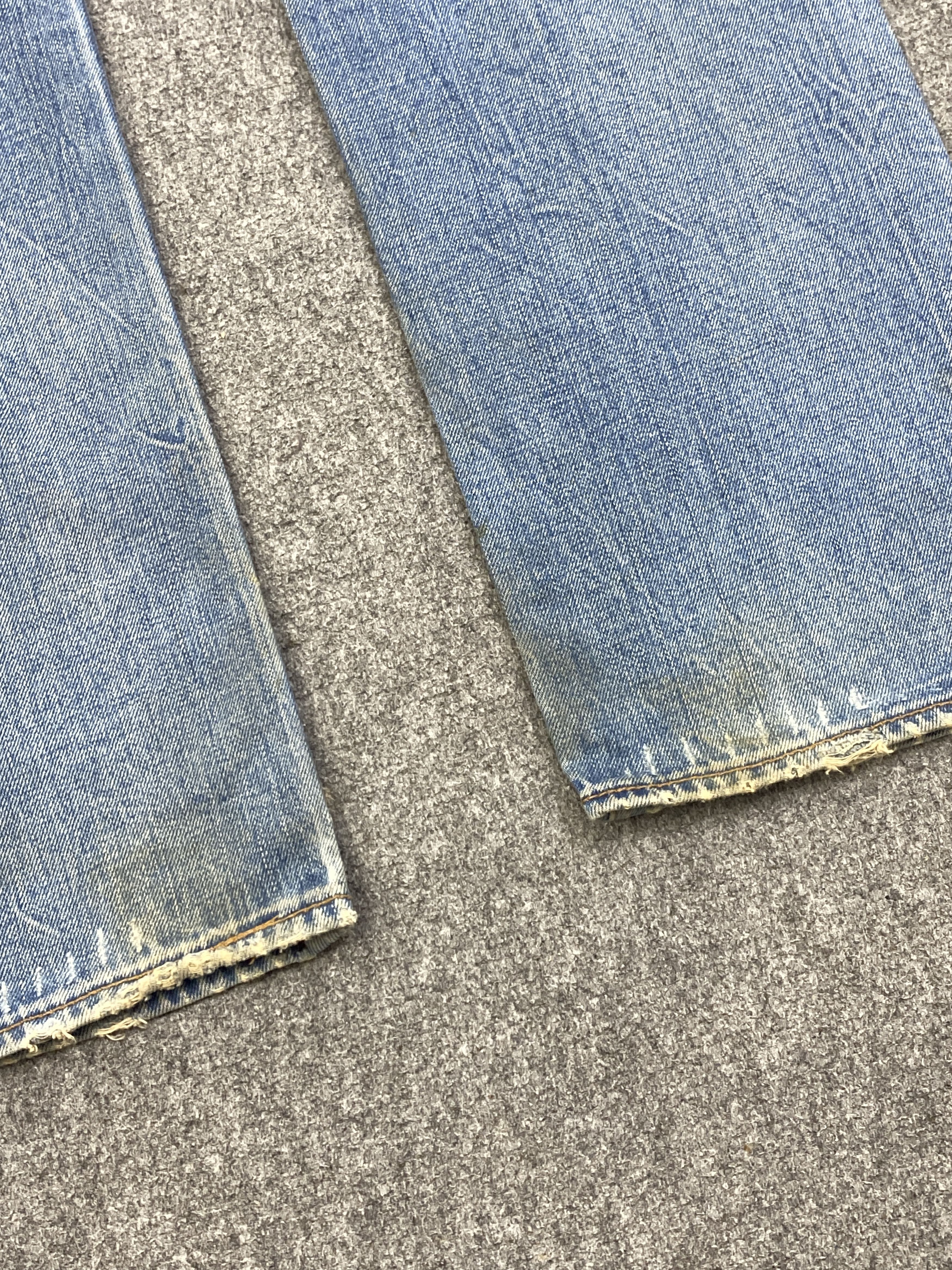 Levi's Vintage Levis 501 Button Fly Faded Blue Jeans DP2841 Size US 29 - 13 Thumbnail