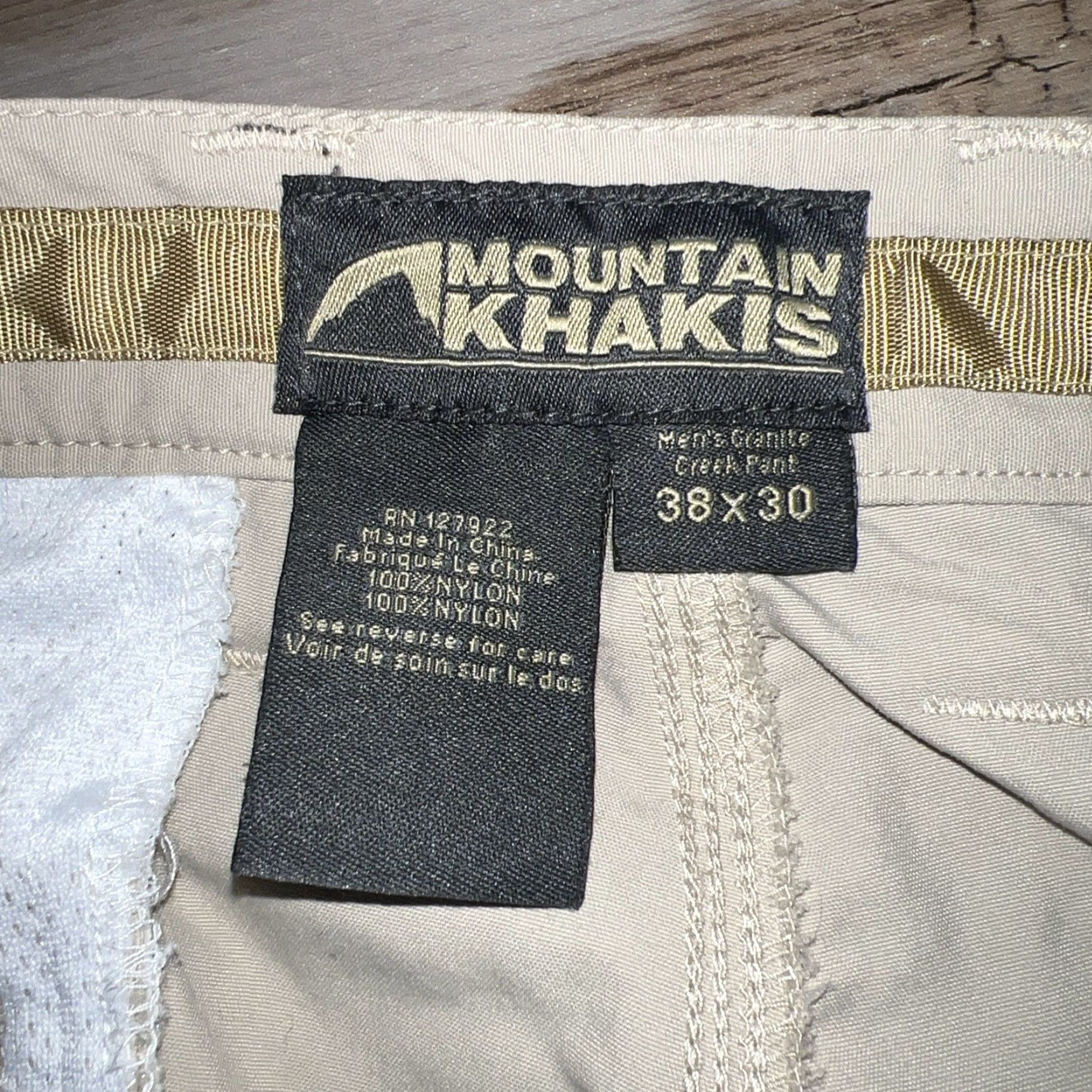 Mountain Khakis Mountain Khakis Beige Hiking Pants Mens 38x30 Regular Khakis Inseam 30 Beige Hiking Pants Mens 38x30 Regular Khakis Mountain Khakis Size US 38 / EU 54 - 5 Thumbnail