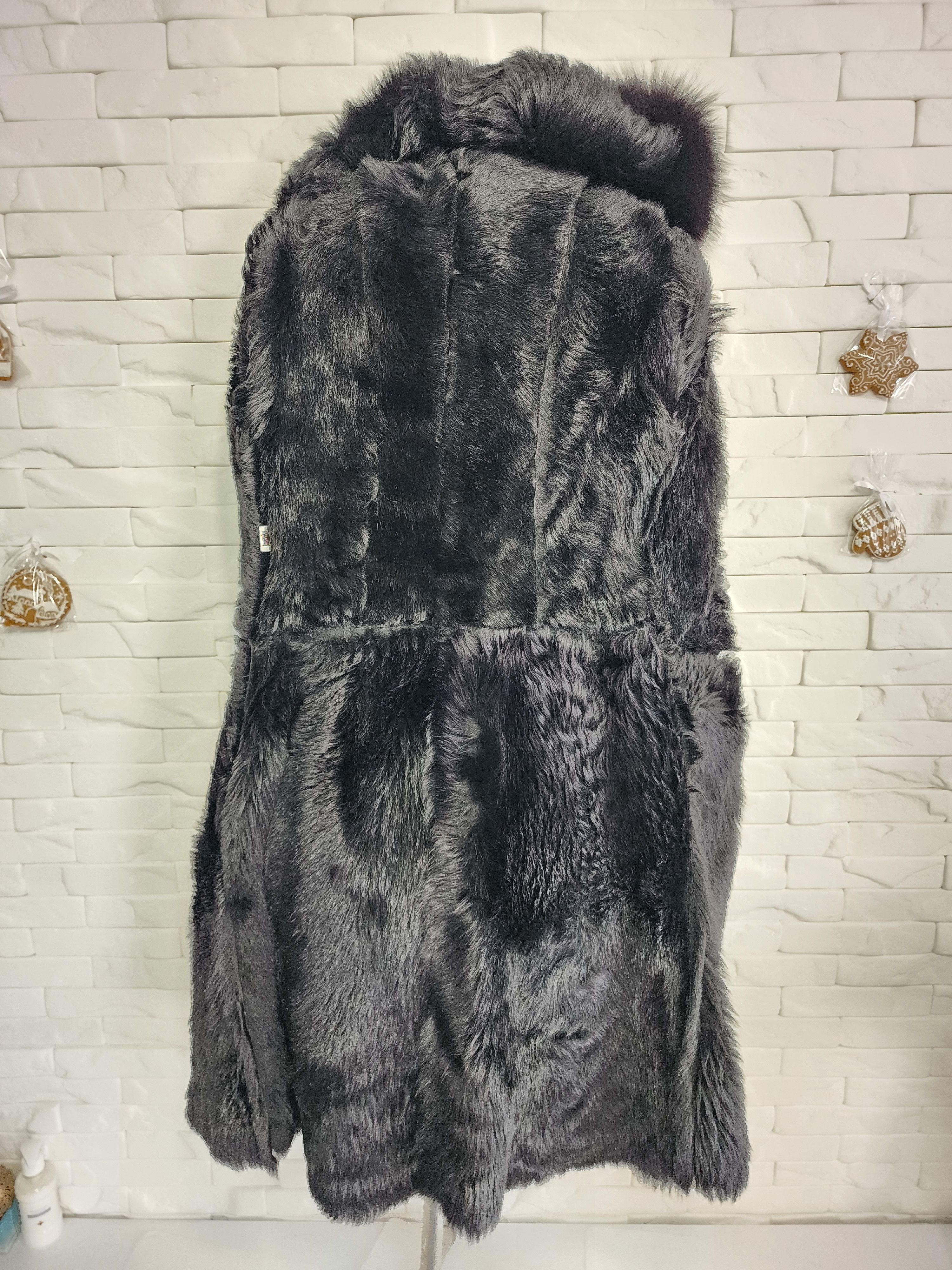 Furla Black Goat Fur Coat: Women's Fur Hooded Jacket, Button Front Size M / US 6-8 / IT 42-44 - 7 Thumbnail