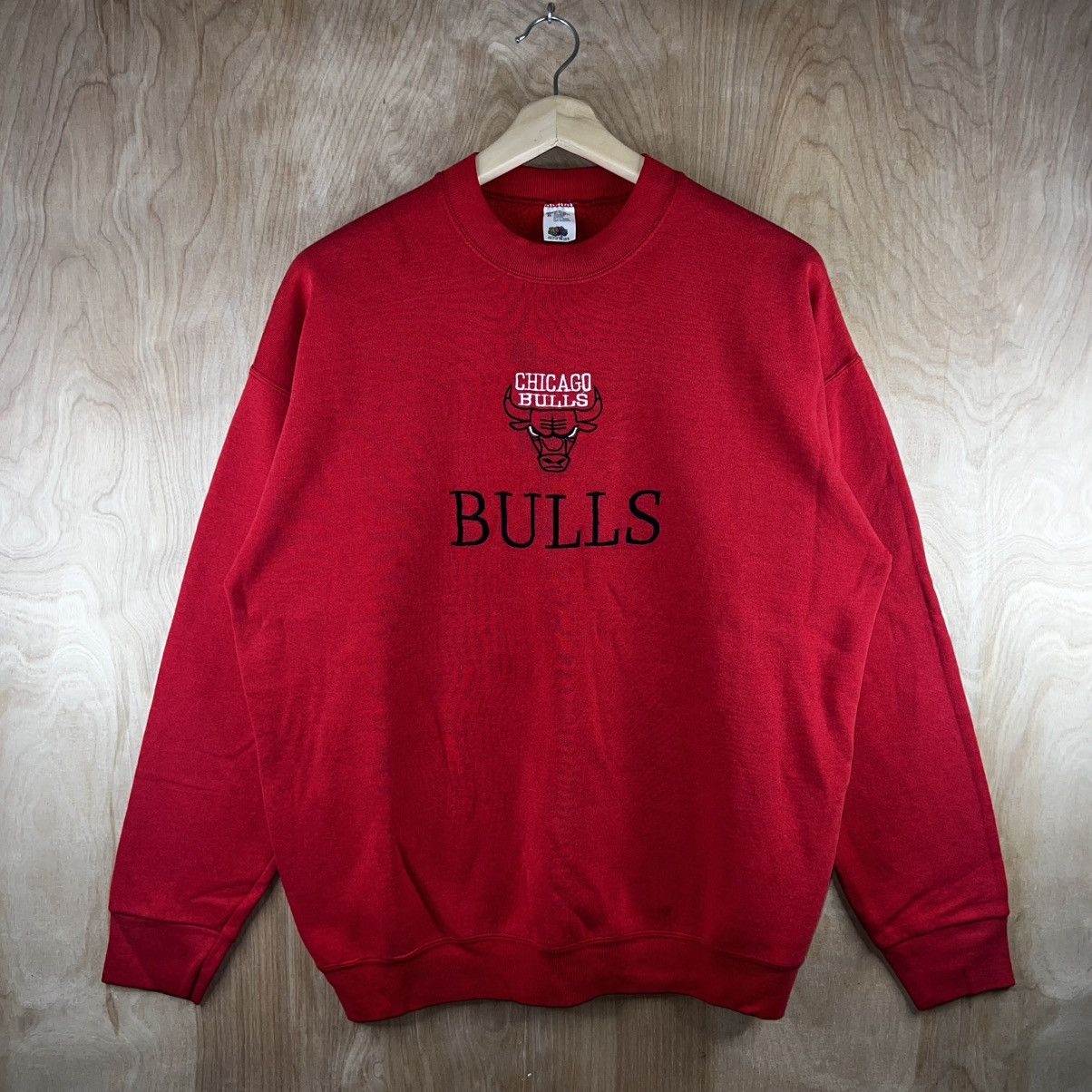 Fruit Of The Loom VINTAGE 90s MEN’S NBA CHICAGO BULLS LOGO SWEATSHIRT Size US XL / EU 56 / 4 - 1 Thumbnail