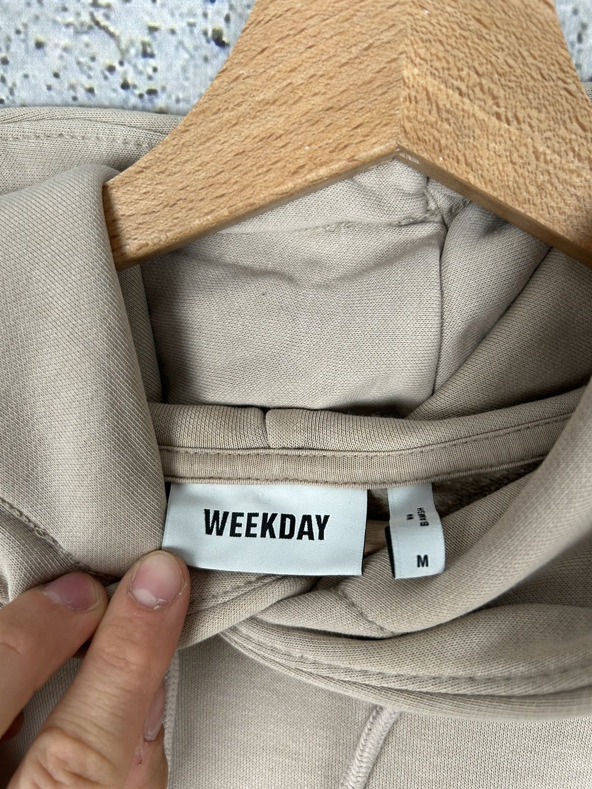 Weekday Weekday Beige Boxy Hoodie Streetwear Fashion Skate Size US M / EU 48-50 / 2 - 4 Thumbnail