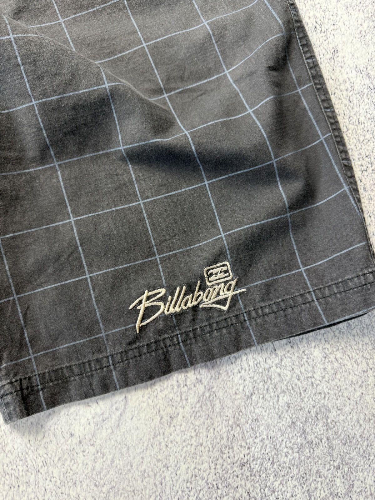 Billabong Vintage Billabong Striped Shorts Streetwear Style Size 34 Size US 34 / EU 50 - 8 Thumbnail