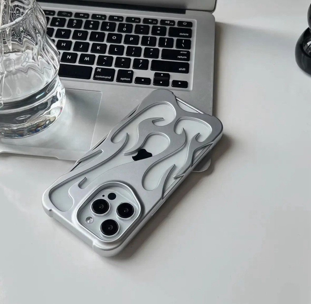 Designer × Other iPhone 14/15/16 Pro Max 3D Flame Phone Case Cover Size ONE SIZE - 4 Thumbnail