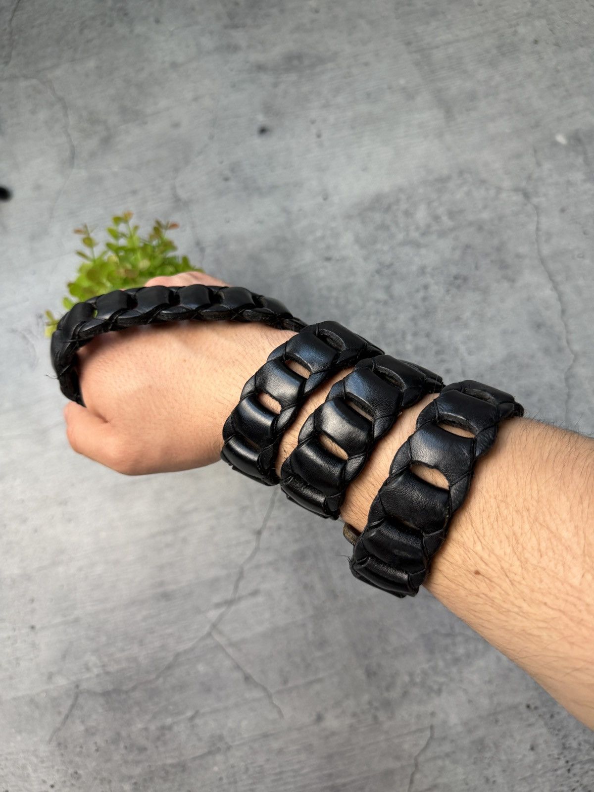 If Six Was Nine *Avant-Garde Real Faded Leather Y2K Belt Size ONE SIZE - 3 Thumbnail