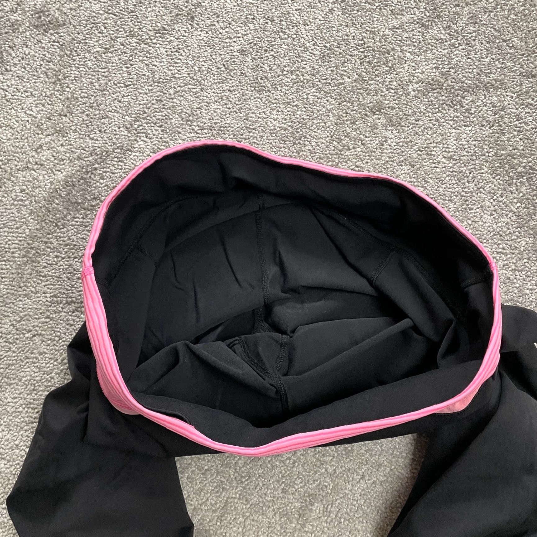 Vintage Unbranded Black Cropped Capri Pants Women's L Athletic 34x22 Easy Care Lightweight Stretch Full-Body Comfort pants Size 36" / US 14 / IT 50 - 3 Thumbnail