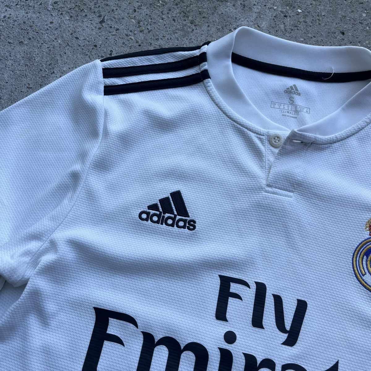 Adidas Adidas Real Madrid 2018/19 home Soccer Jersey La Liga Size US S / EU 44-46 / 1 - 4 Thumbnail