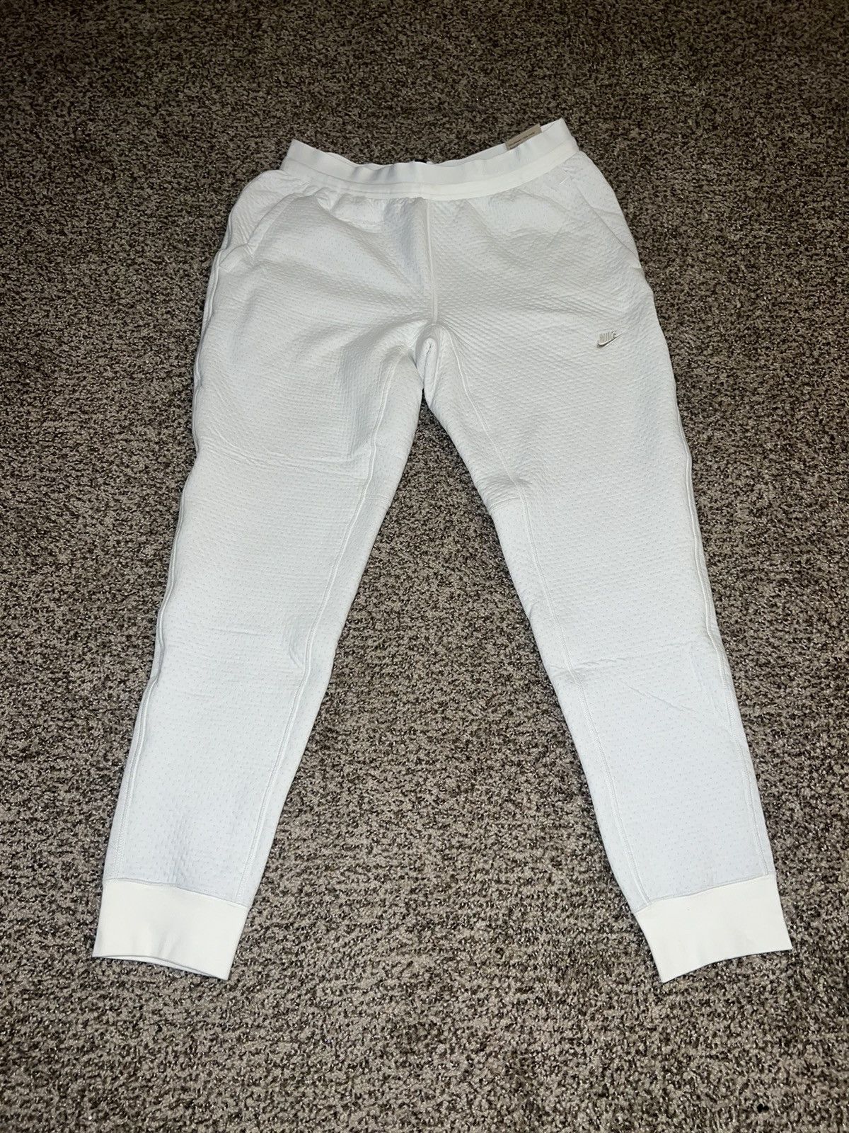 Nike Nike Tech Pack White Size Medium Size US 34 / EU 50 - 1 Thumbnail