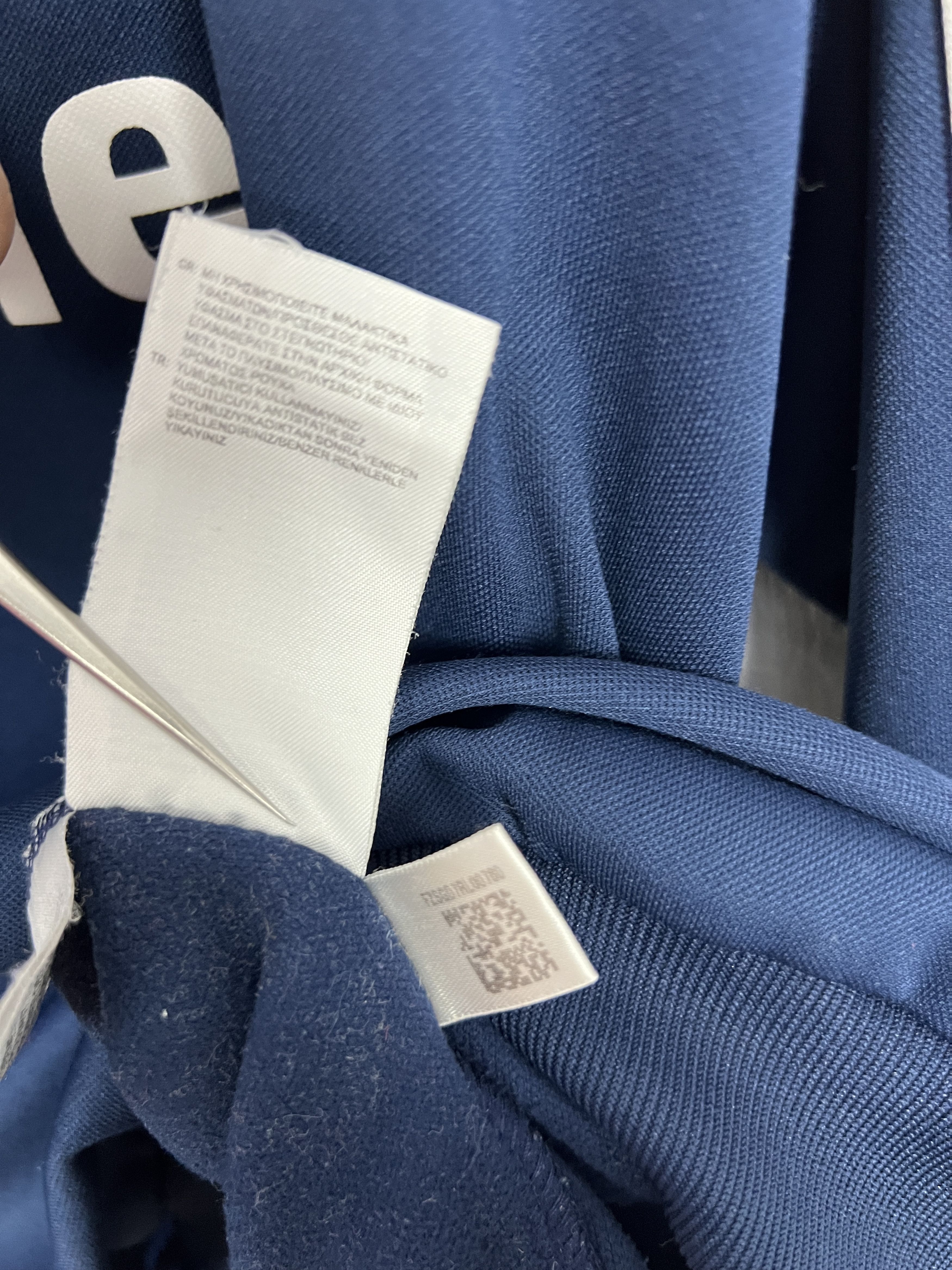 Adidas Vintage Adidas Chelsea Football Sweatshirt Soccer Blue Size US L / EU 52-54 / 3 - 14 Thumbnail