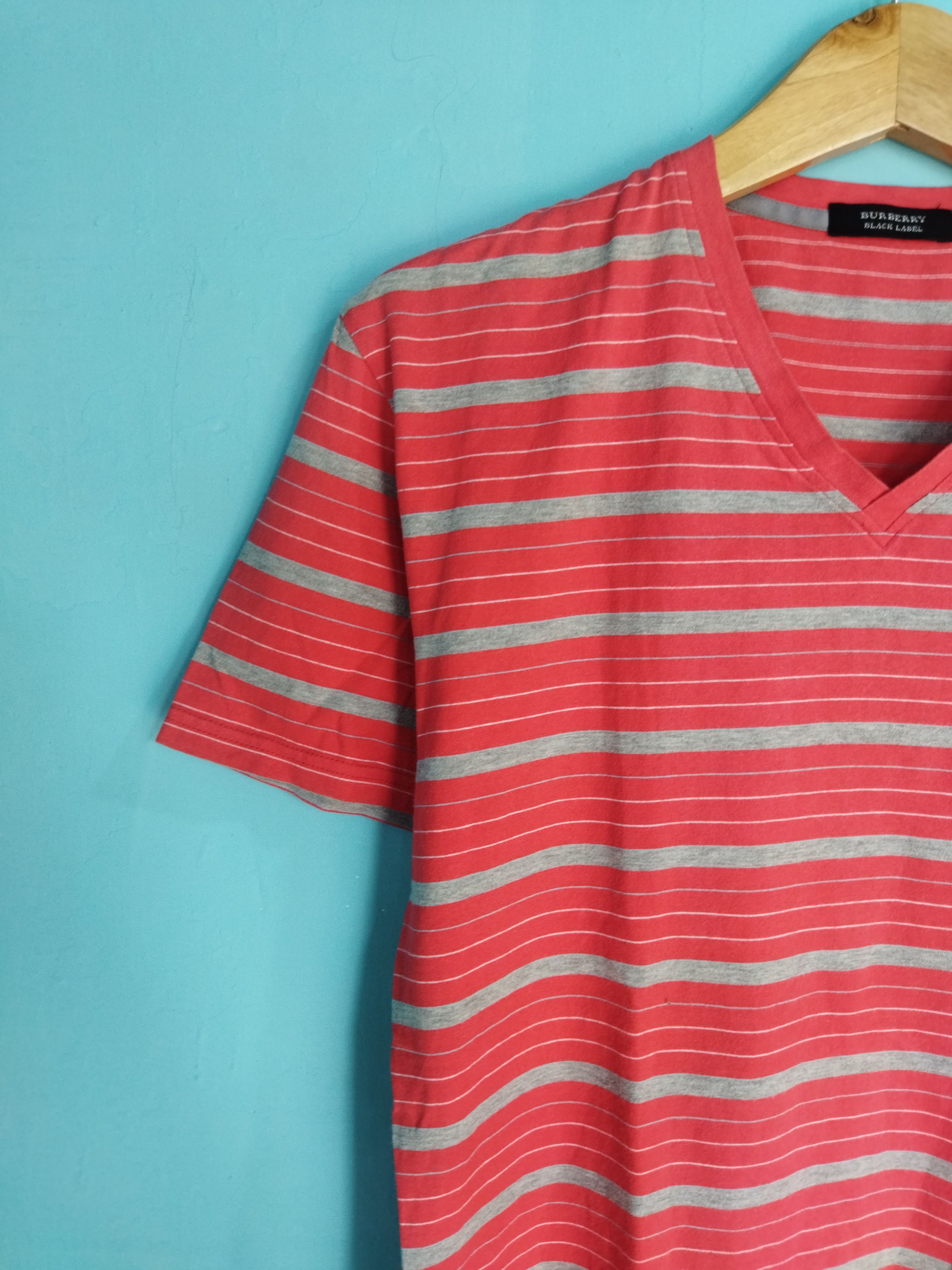 Black Label × Burberry Burberry black label red stripe T-shirt Size US M / EU 48-50 / 2 - 3 Thumbnail