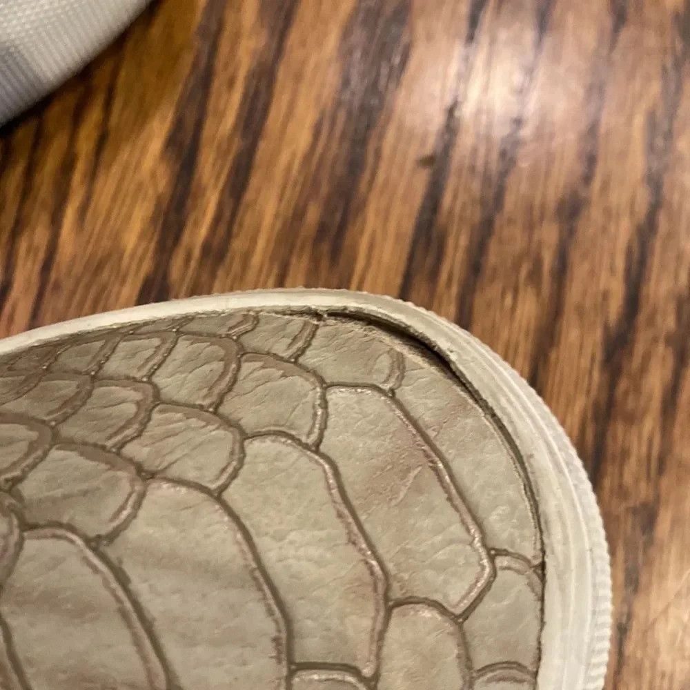 J/Slides J Slides Women's 8 Beige Slip On Sneaker Snakeskin Print Em Size US 8 / IT 38 - 7 Thumbnail