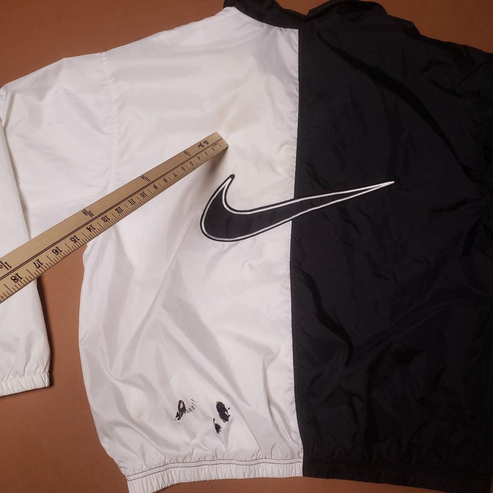 Nike Vintage 90s Nike *Rare* windbreaker Mens size Large Size US L / EU 52-54 / 3 - 4 Thumbnail