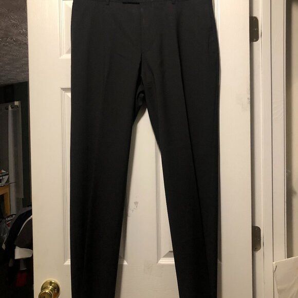 Hugo Boss Hugo boss men's black 100% virgin wool dress pants 36/32 Size 36R - 1 Thumbnail