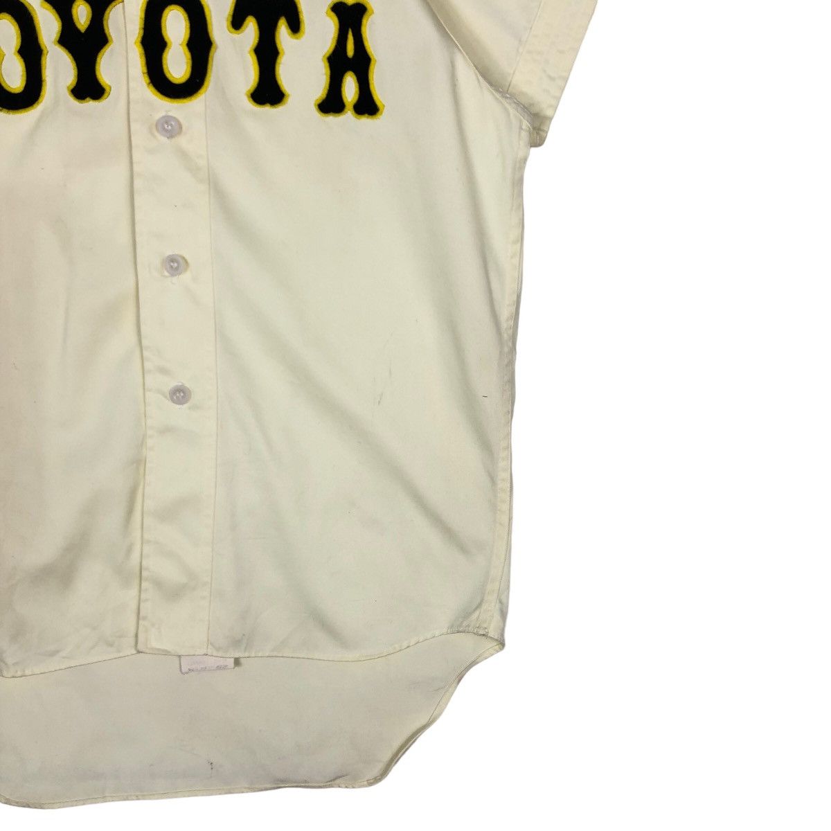 Japanese Brand 🔥Vintage Sports Jersey Descente Toyota Big Logo Spell Out Size US M / EU 48-50 / 2 - 5 Thumbnail