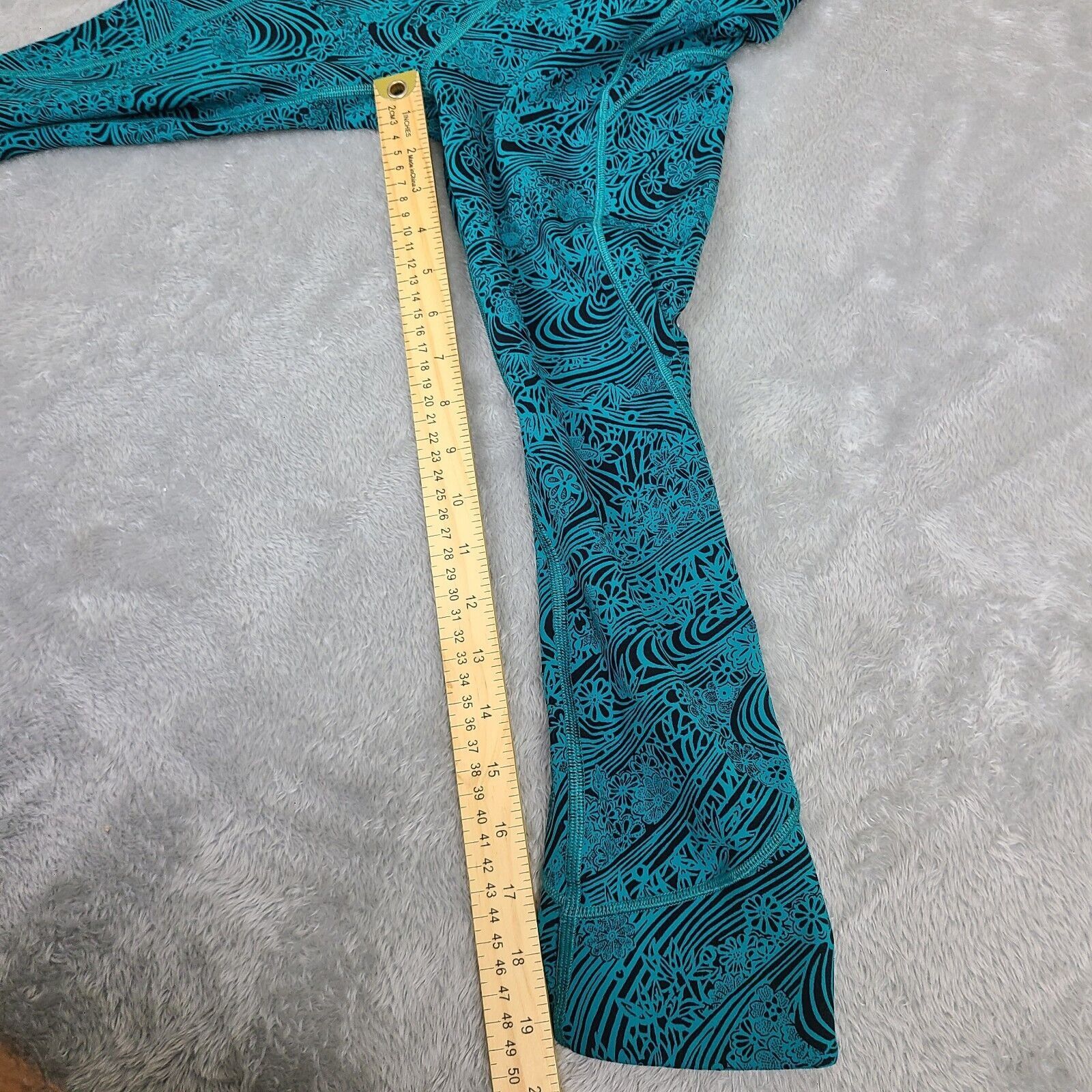 Lululemon Lululemon Women's 2 In Movement Cropped Leggings Teal & Blac Size 26" / US 2 / IT 38 - 8 Thumbnail