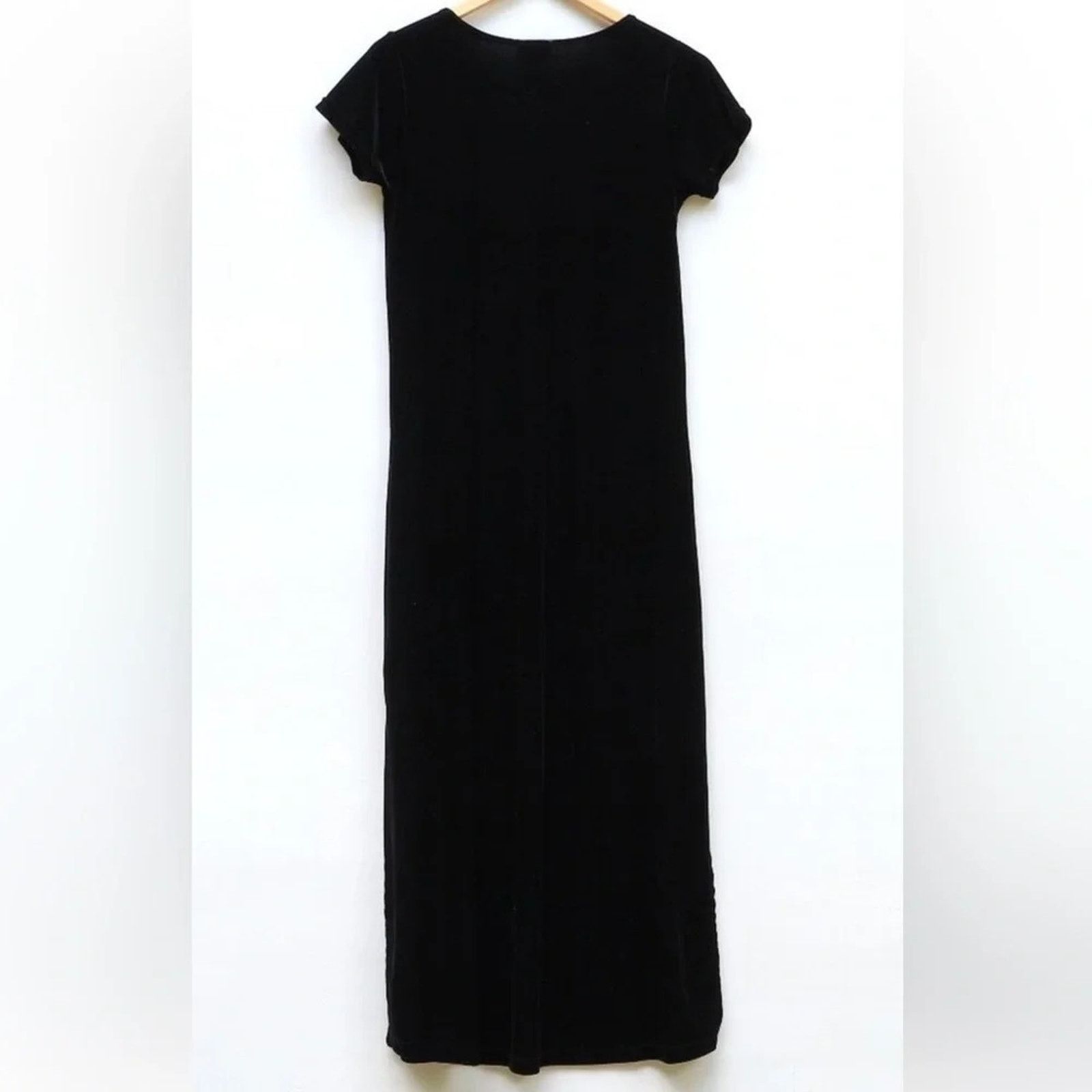 Oleg Cassini Cassini black crushed velvet short sleeve maxi dress, size M Size M / US 6-8 / IT 42-44 - 2 Thumbnail