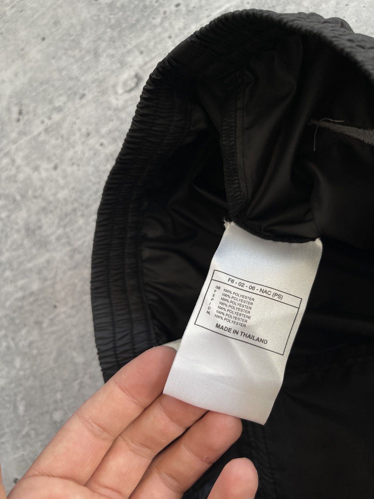 Nike × Vintage Vintage Nike Black Lightweight Sports Pants, Polyester S Size US 30 / EU 46 - 9 Thumbnail