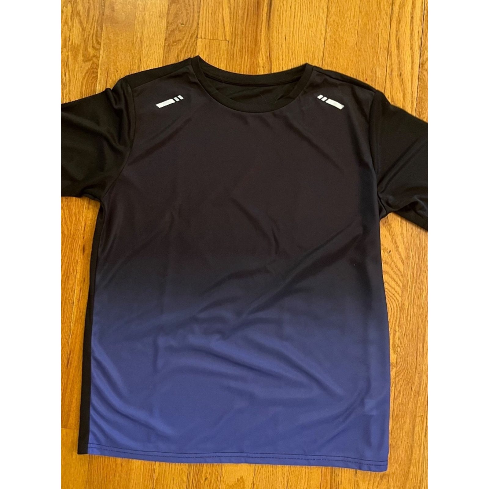 Shein SHEIN Mens Gradient Activewear Set Short Sleeve Tee & Shorts Size US M / EU 48-50 / 2 - 2 Thumbnail