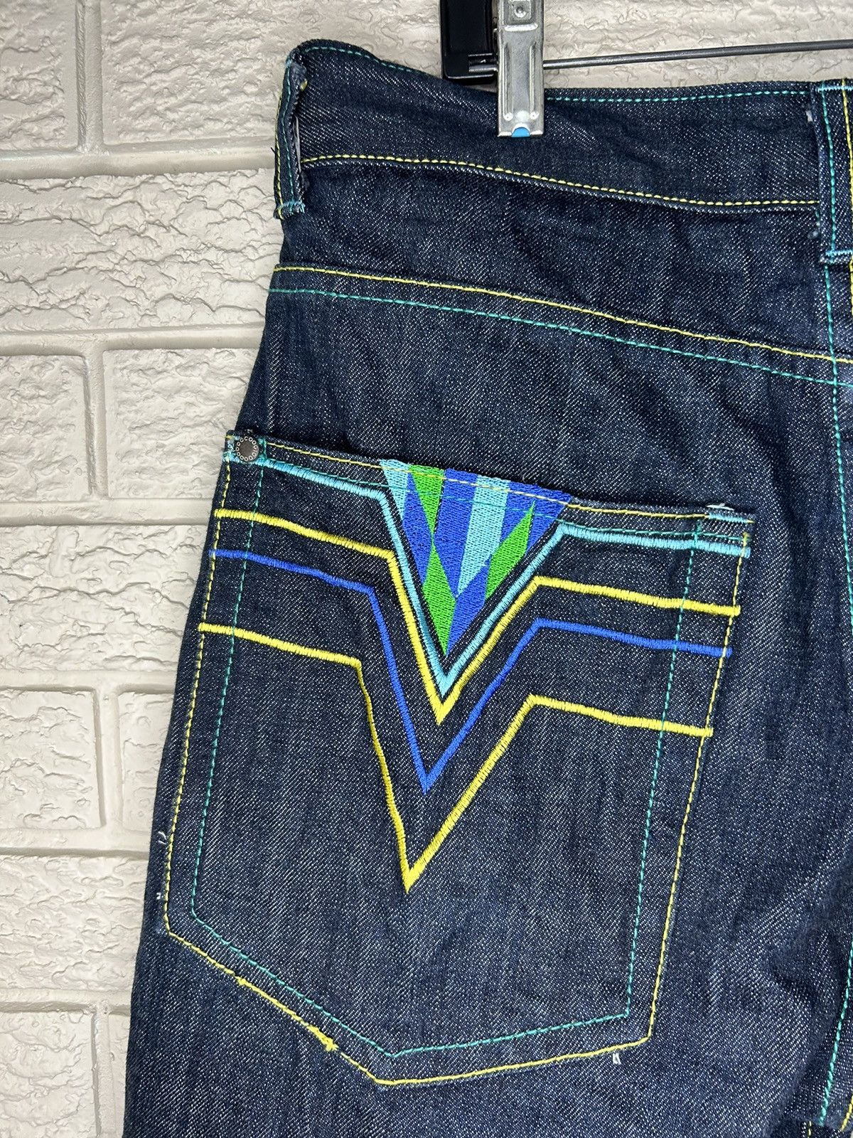 Coogi × Vintage Vintage Coogi Embroidered Baggy Denim Shorts Size US 35 - 3 Thumbnail