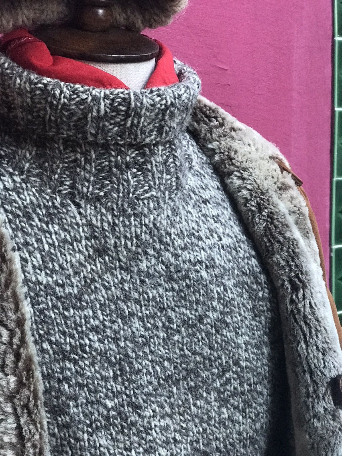 Handmade HANDMADE WOOL HEAVY KNITTED TURTLE NECK Size US M / EU 48-50 / 2 - 5 Thumbnail