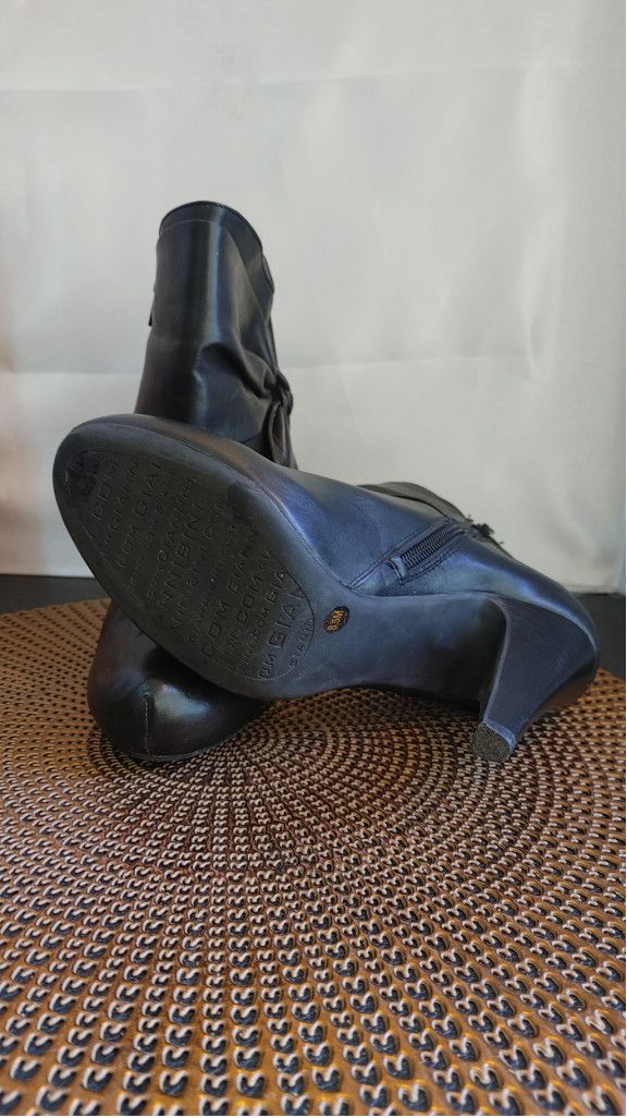 Gianni Valentino Gianni Bini Leather Booties Size 8.5M Size US 8.5 / IT 38.5 - 6 Thumbnail