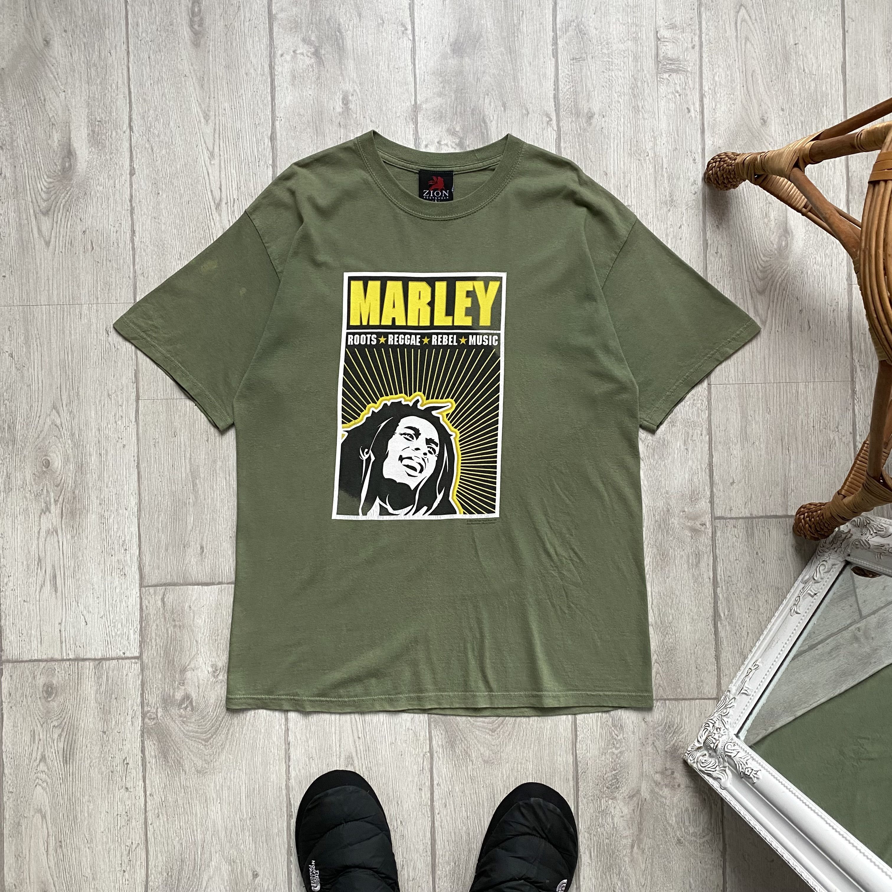Bob Marley Vintage BOB MARLEY Faded tee licensed Zion y2k Rastafarian Size US L / EU 52-54 / 3 - 1 Thumbnail